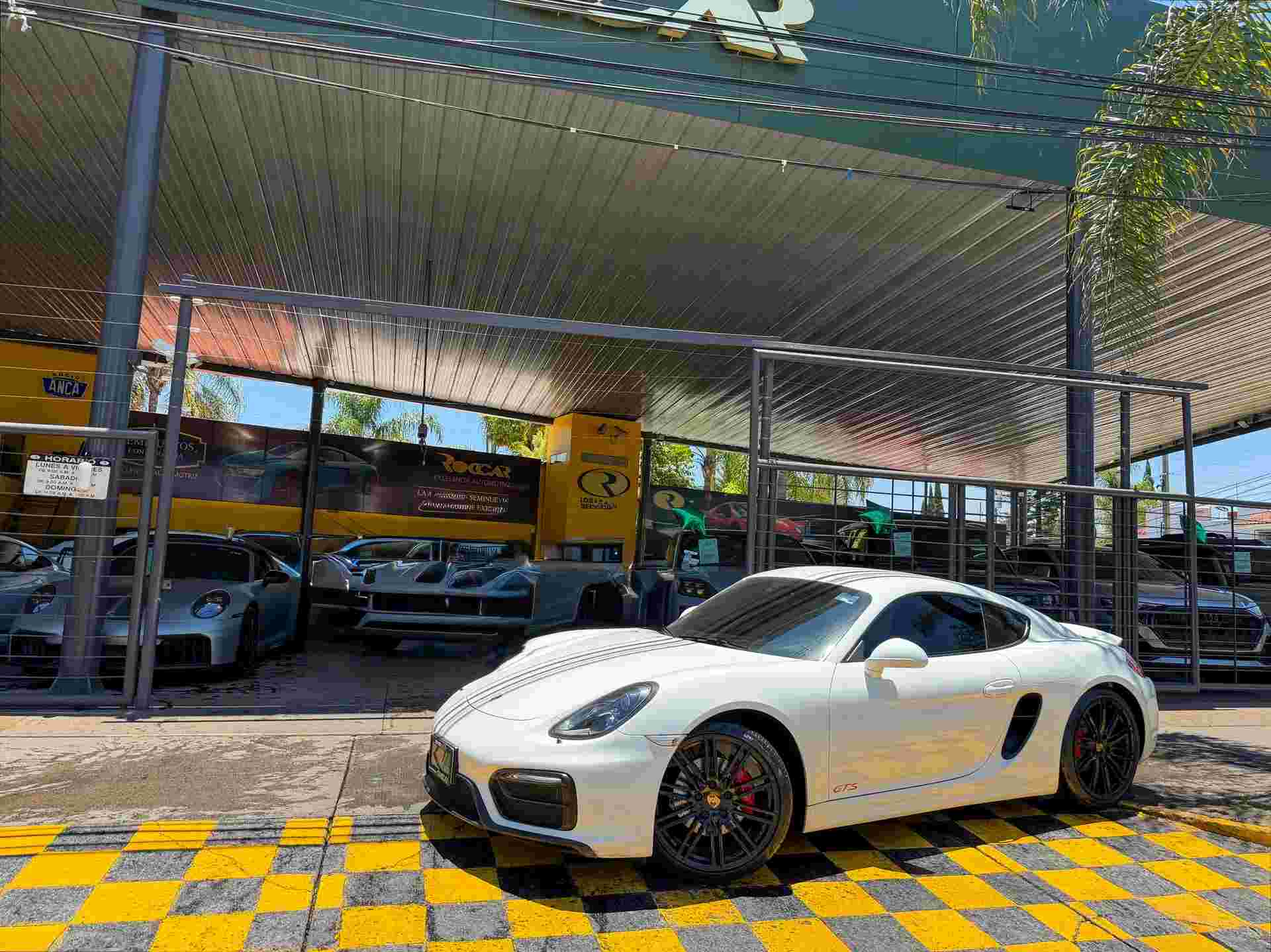 2015 Porsche Cayman
