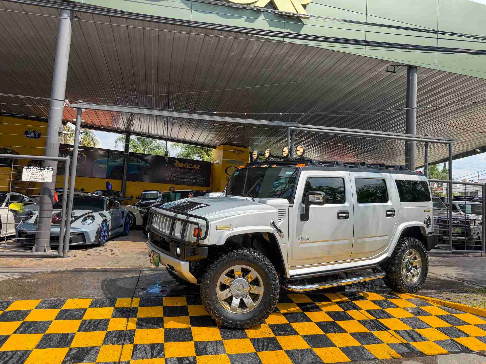 Hummer H2
