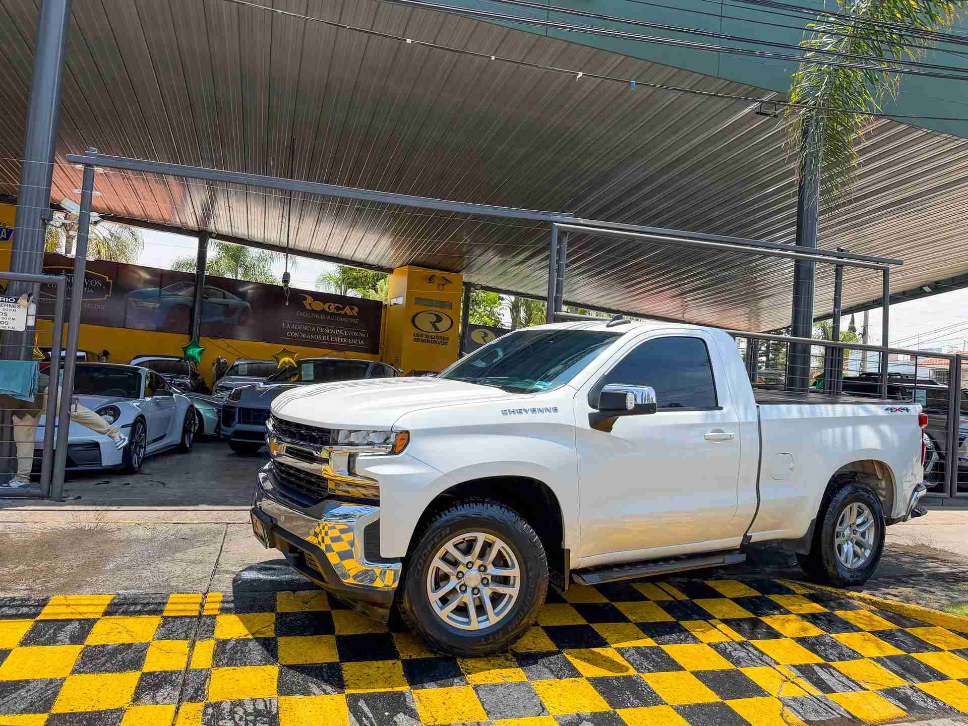 Chevrolet Cheyenne