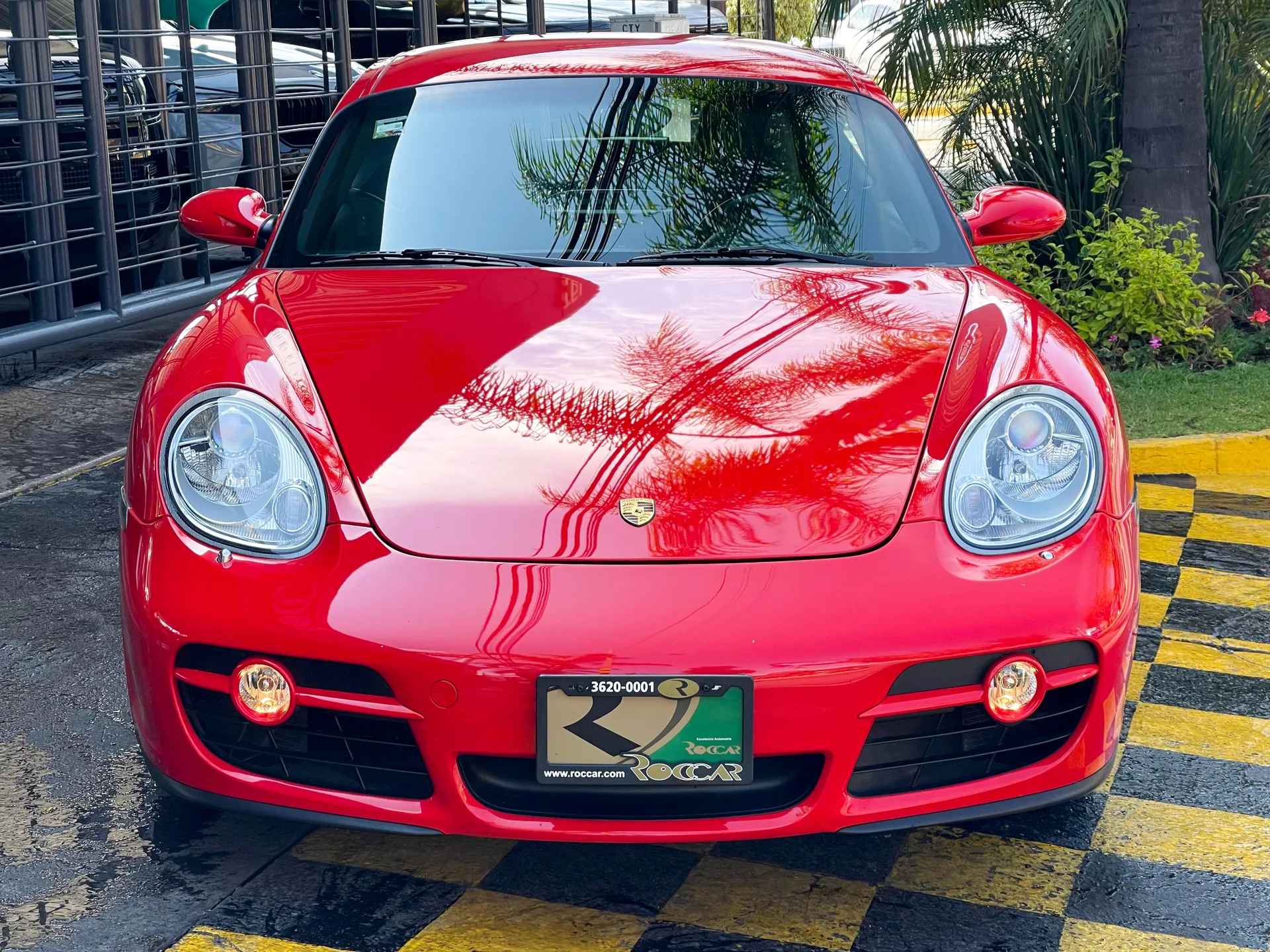 Car image 2