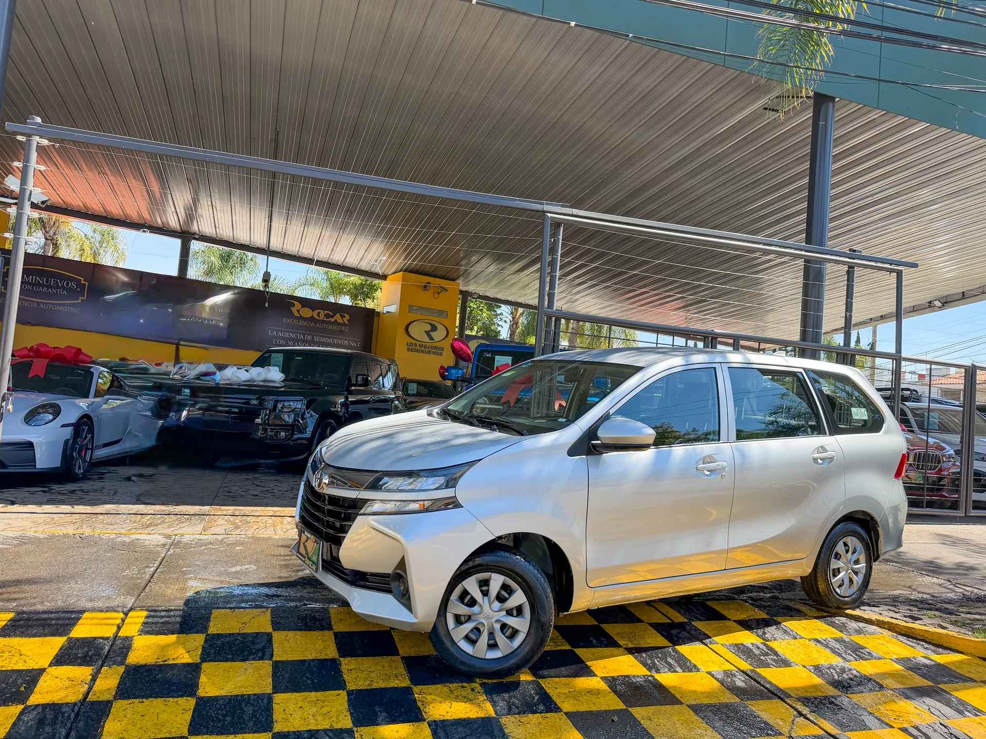 Car image 1