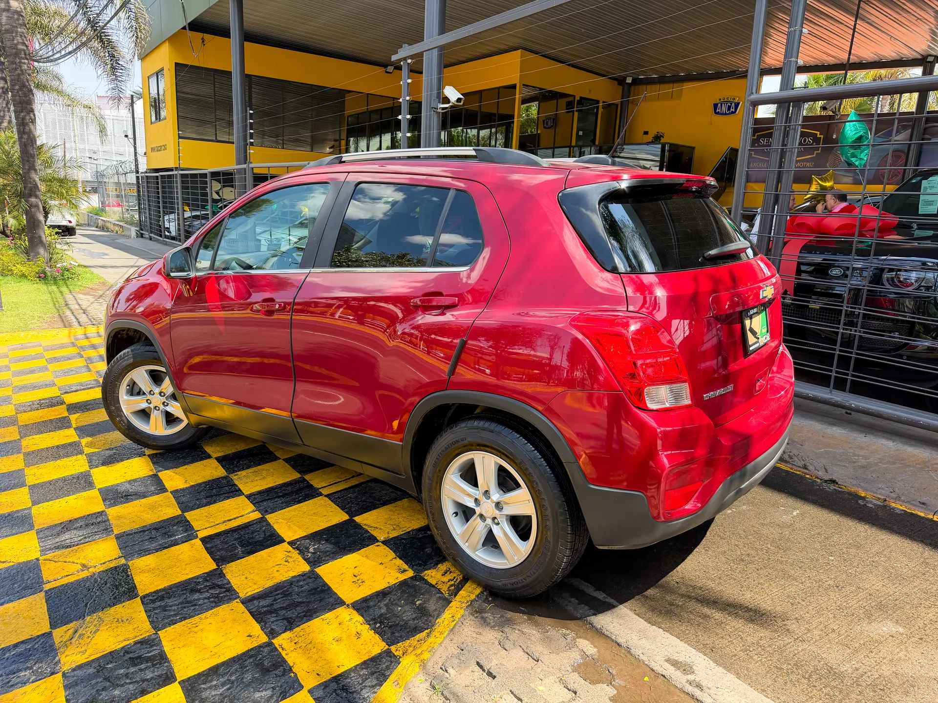 Car image 6