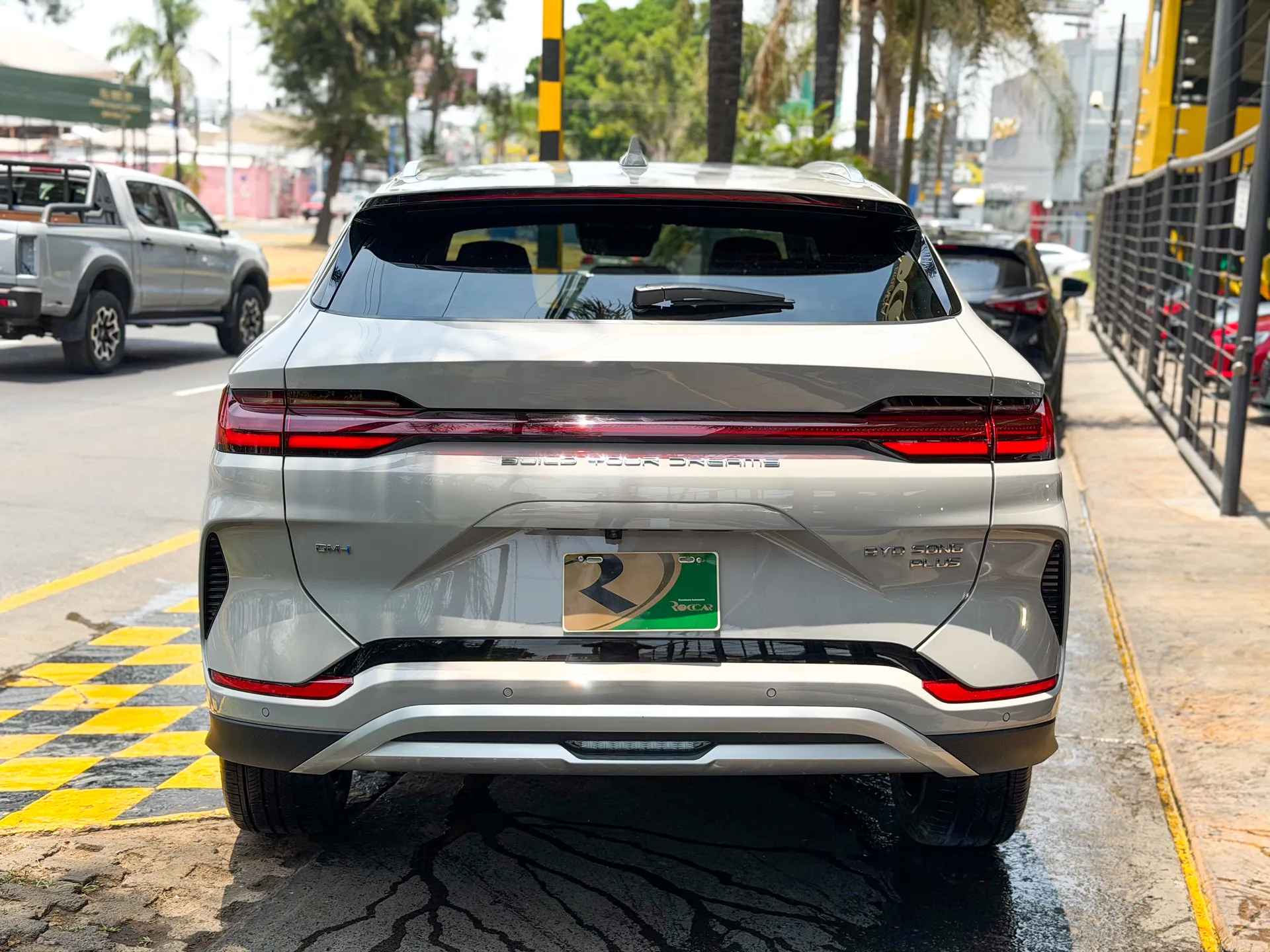 Car image 7