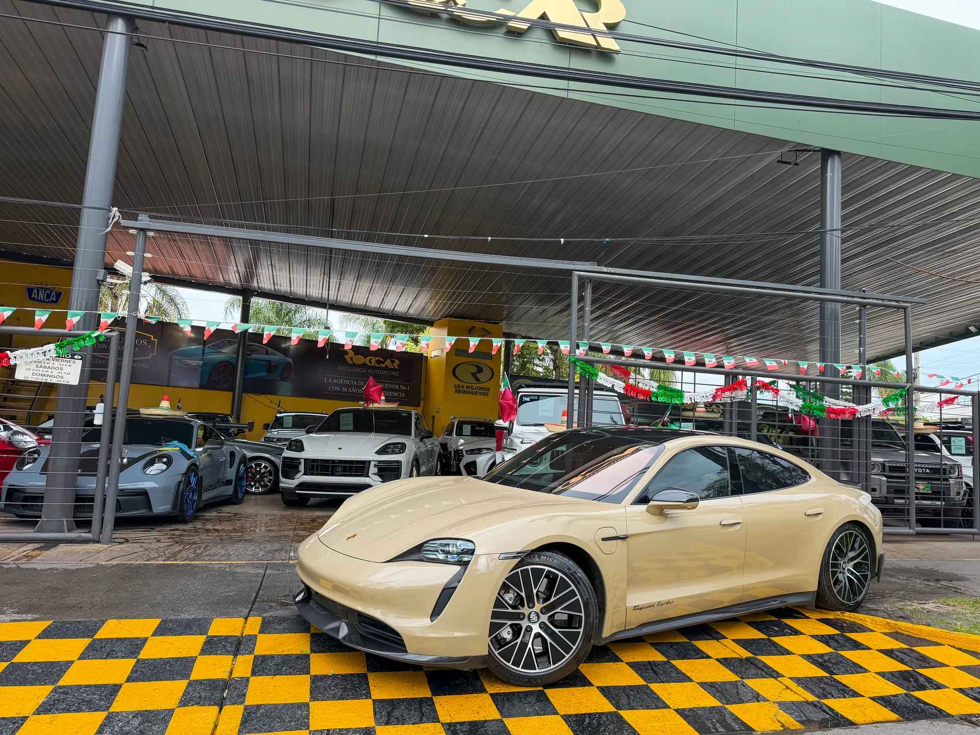 Car image 1