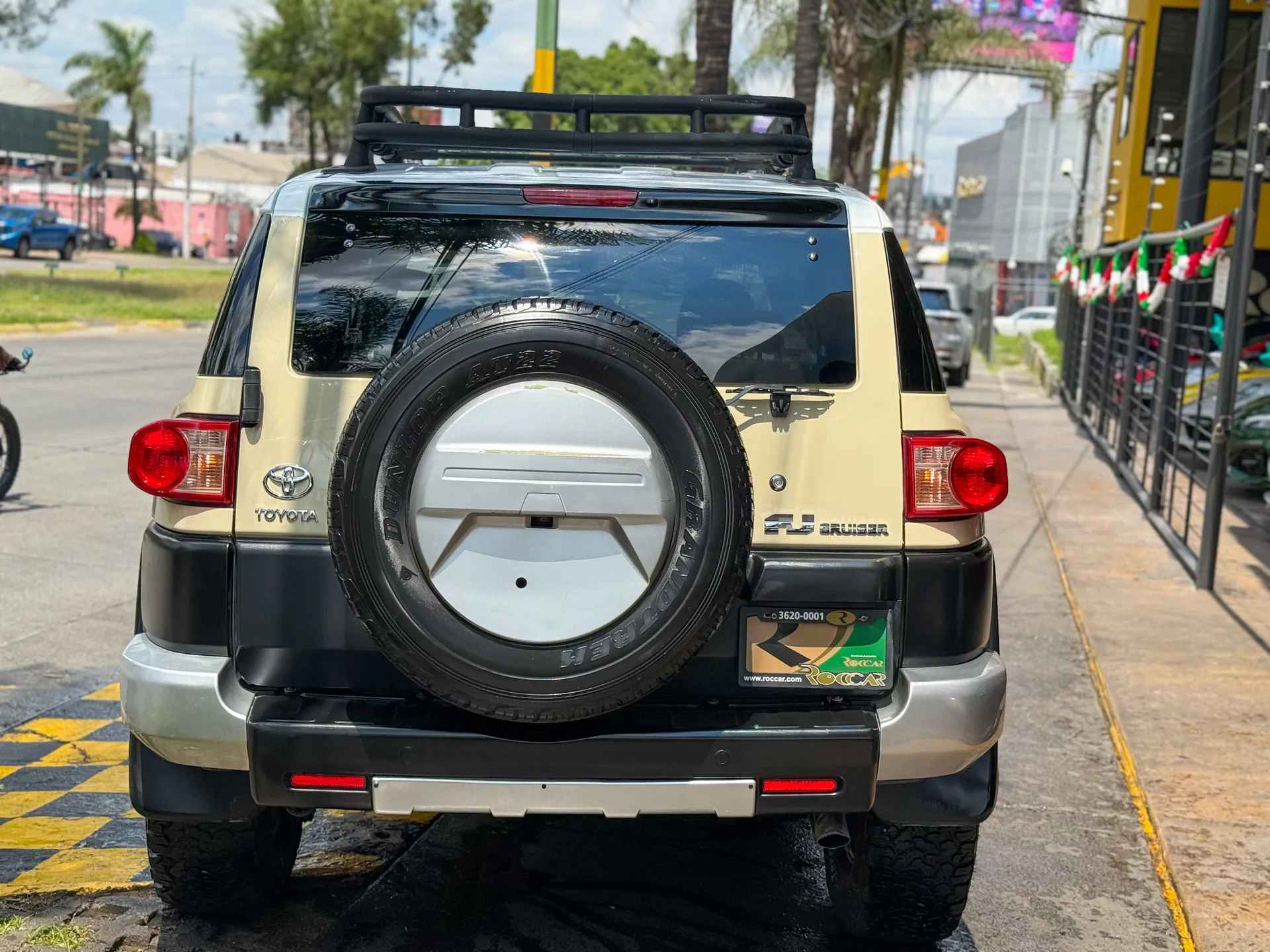 Car image 8