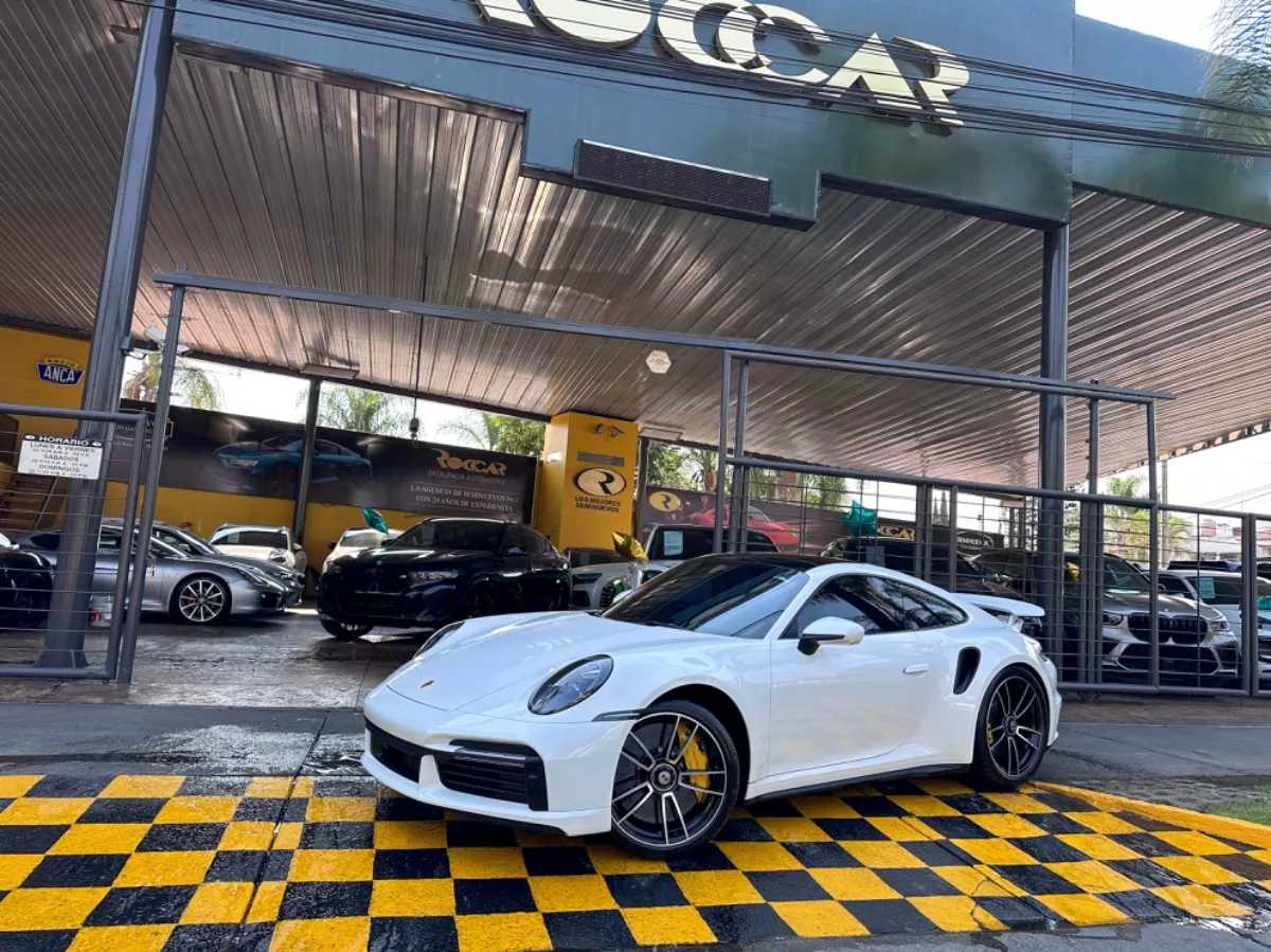Porsche 911 Carrera