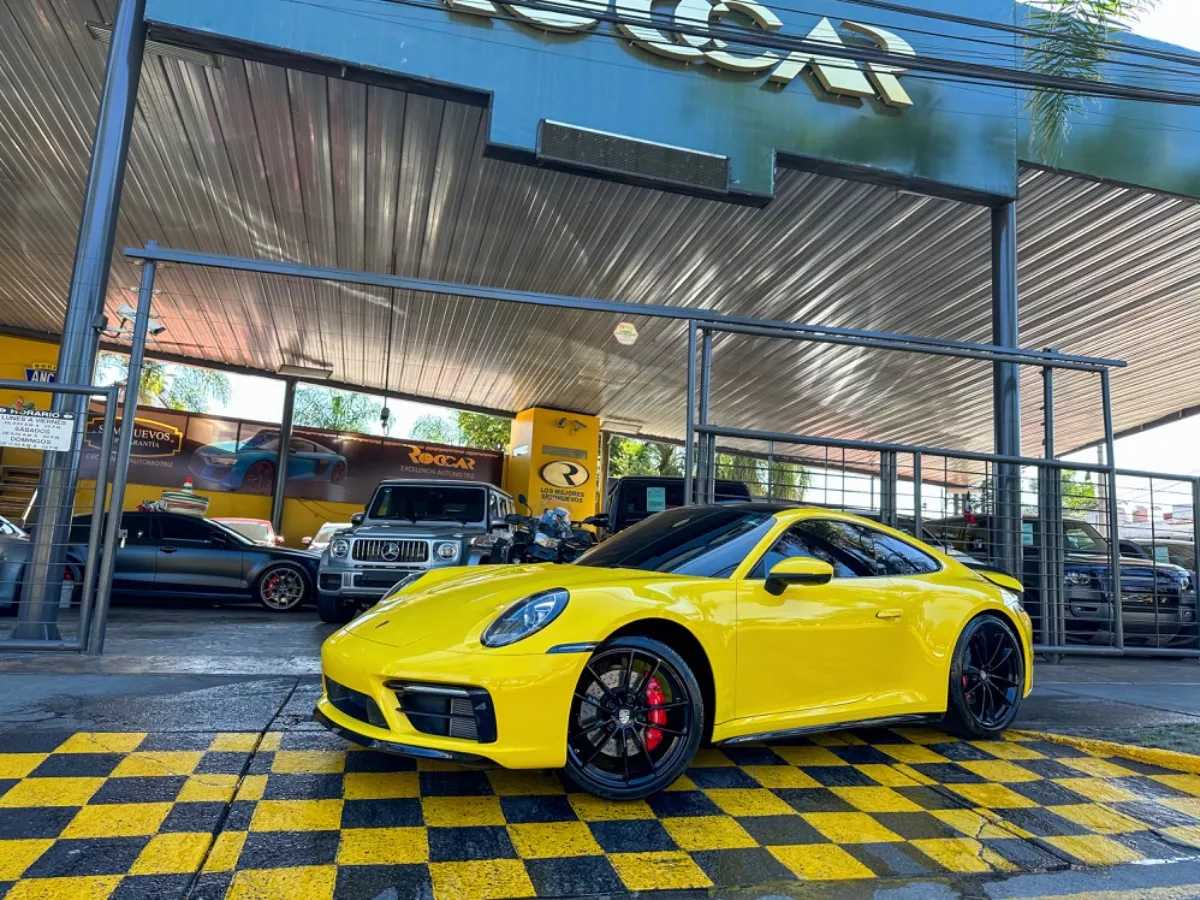 Porsche 911 Carrera