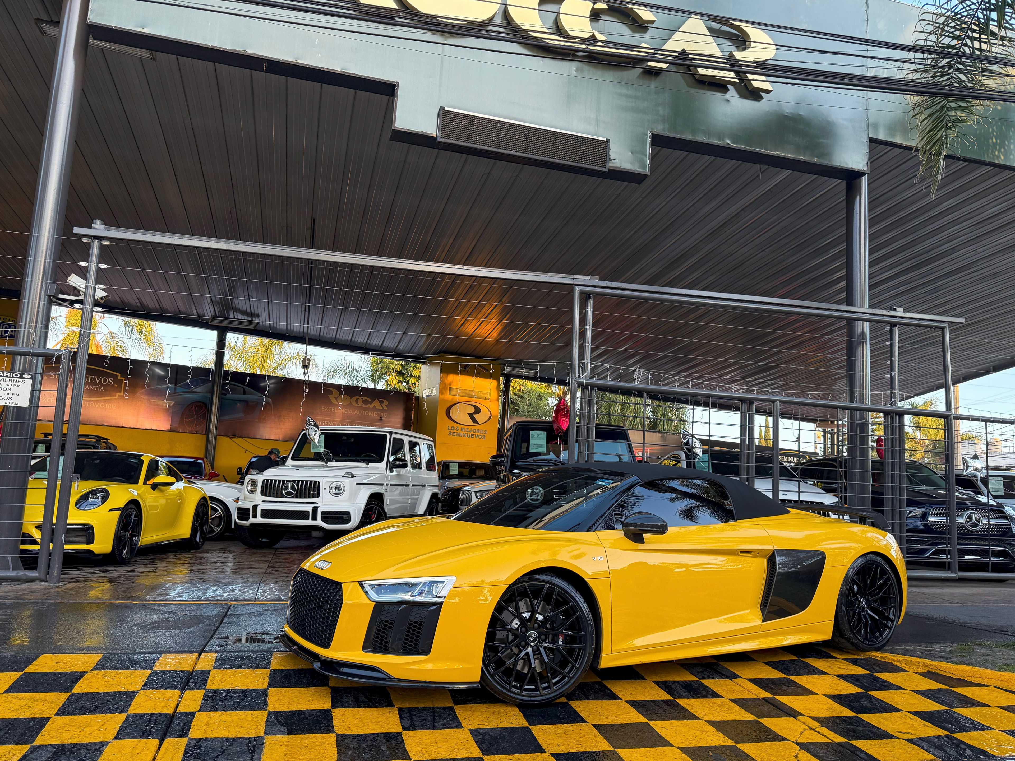 Audi R8