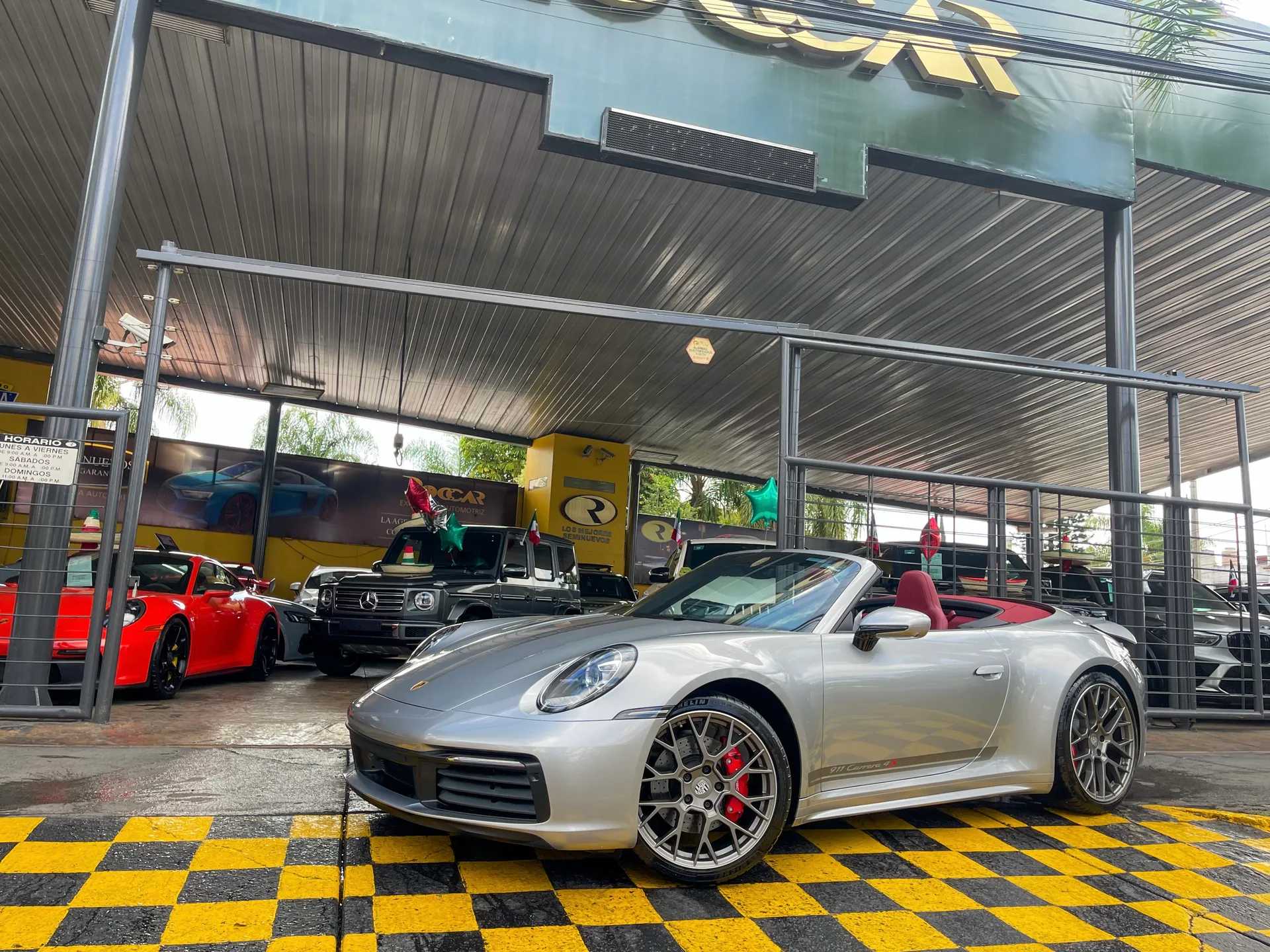 Porsche 911 Carrera