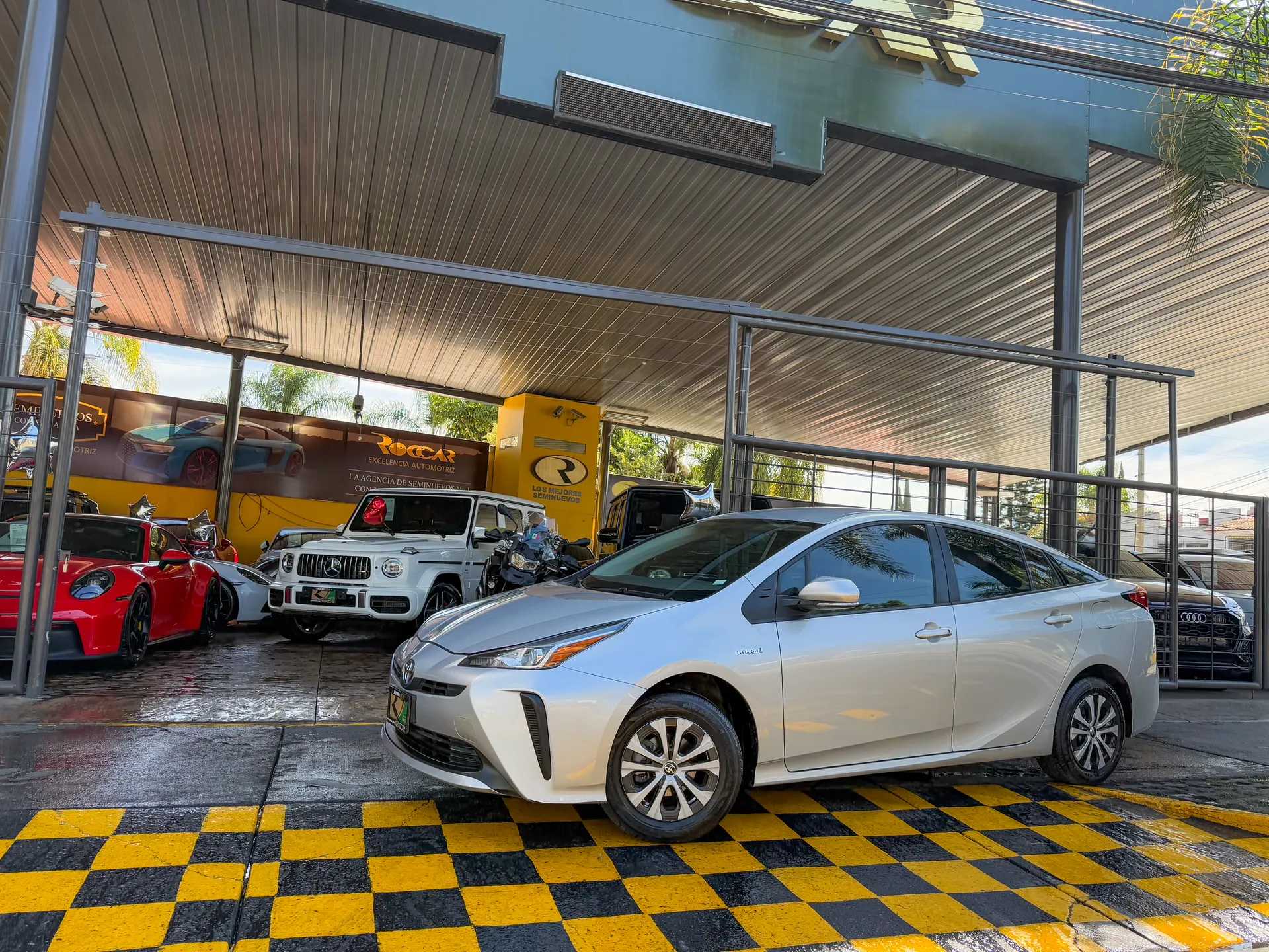 Toyota Prius 