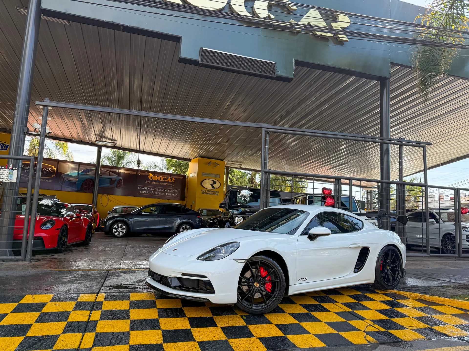 Porsche 718 Cayman
