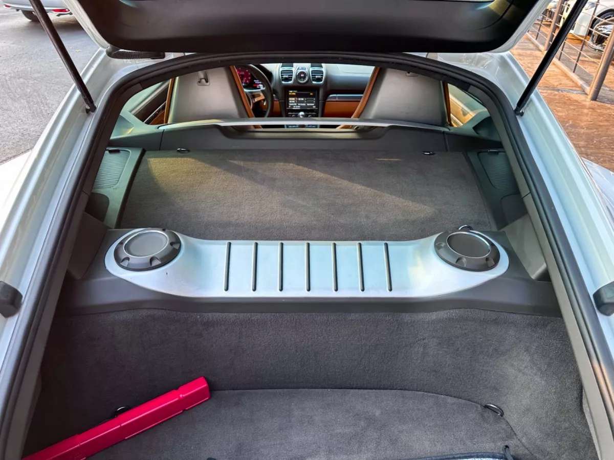 Car image 21