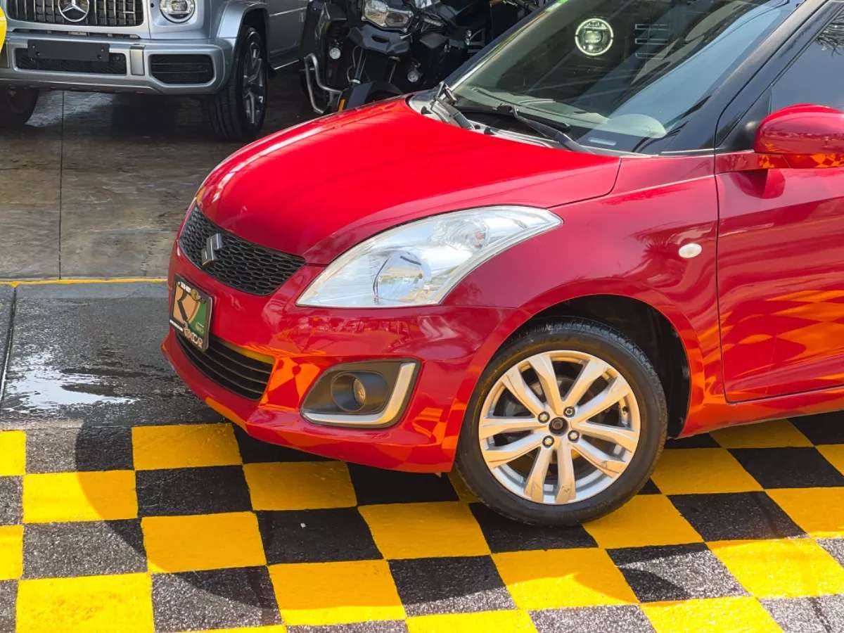 Car image 2