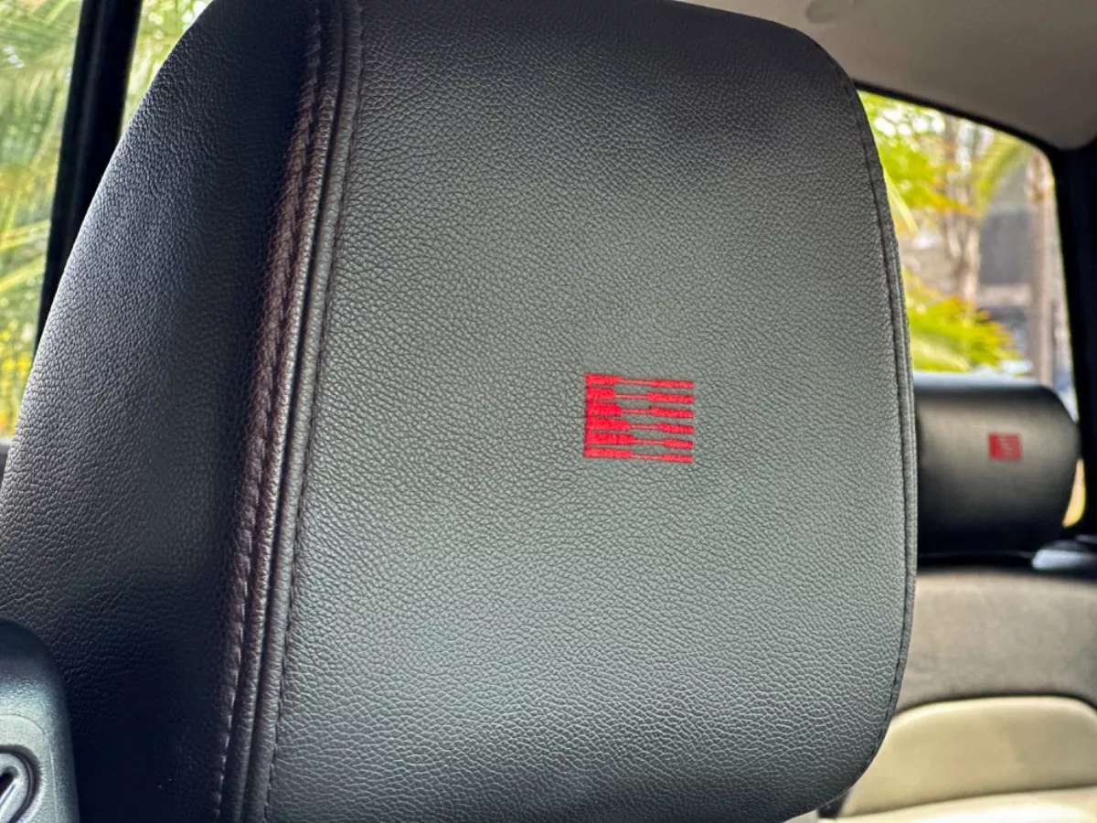 Car image 22