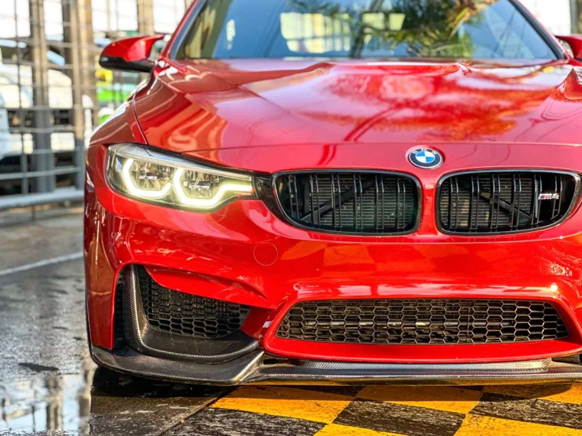 Car image 5