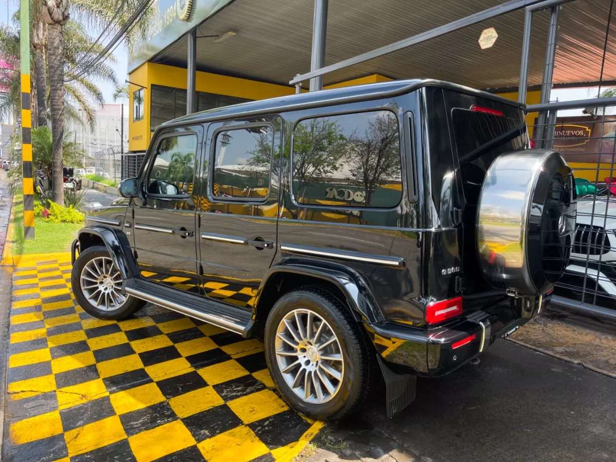 Car image 6