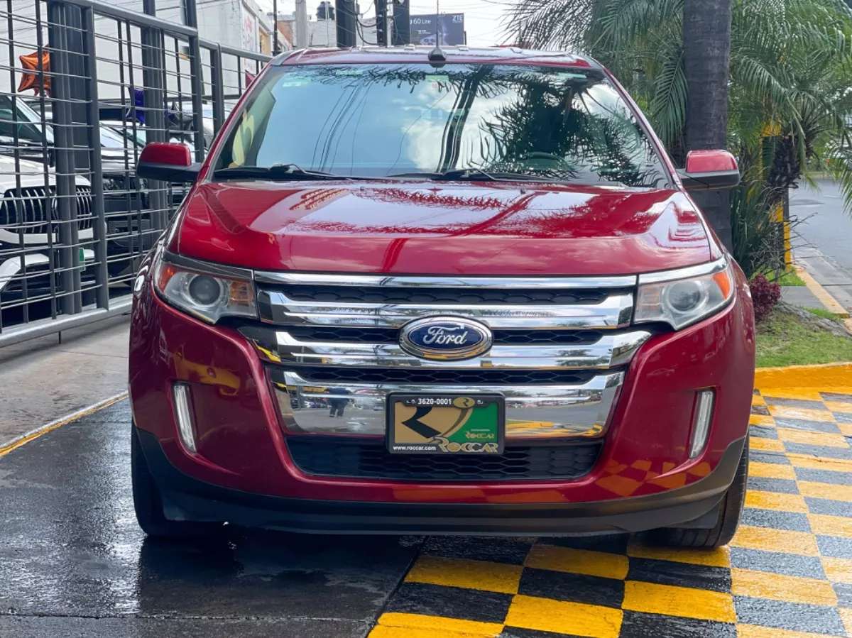 Car image 3
