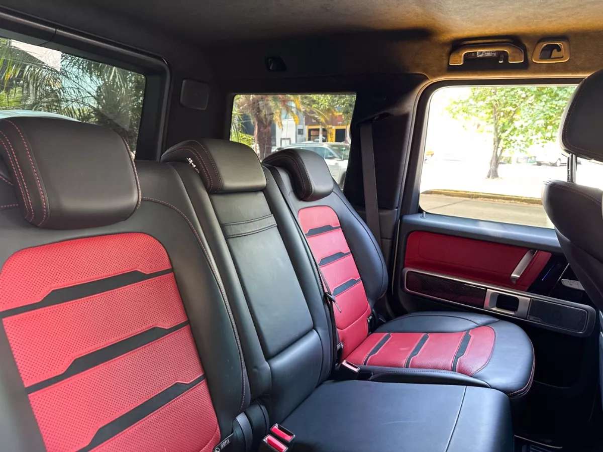 Car image 23