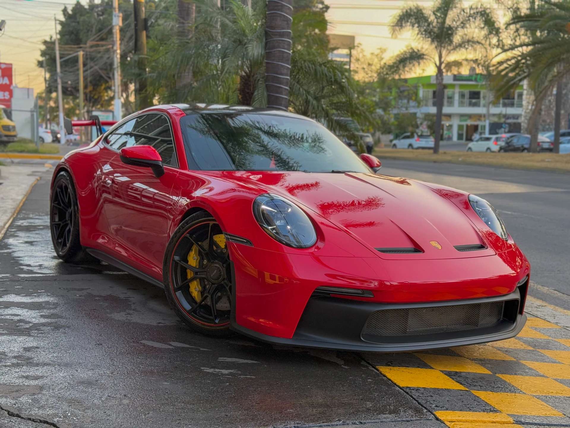 Car image 8