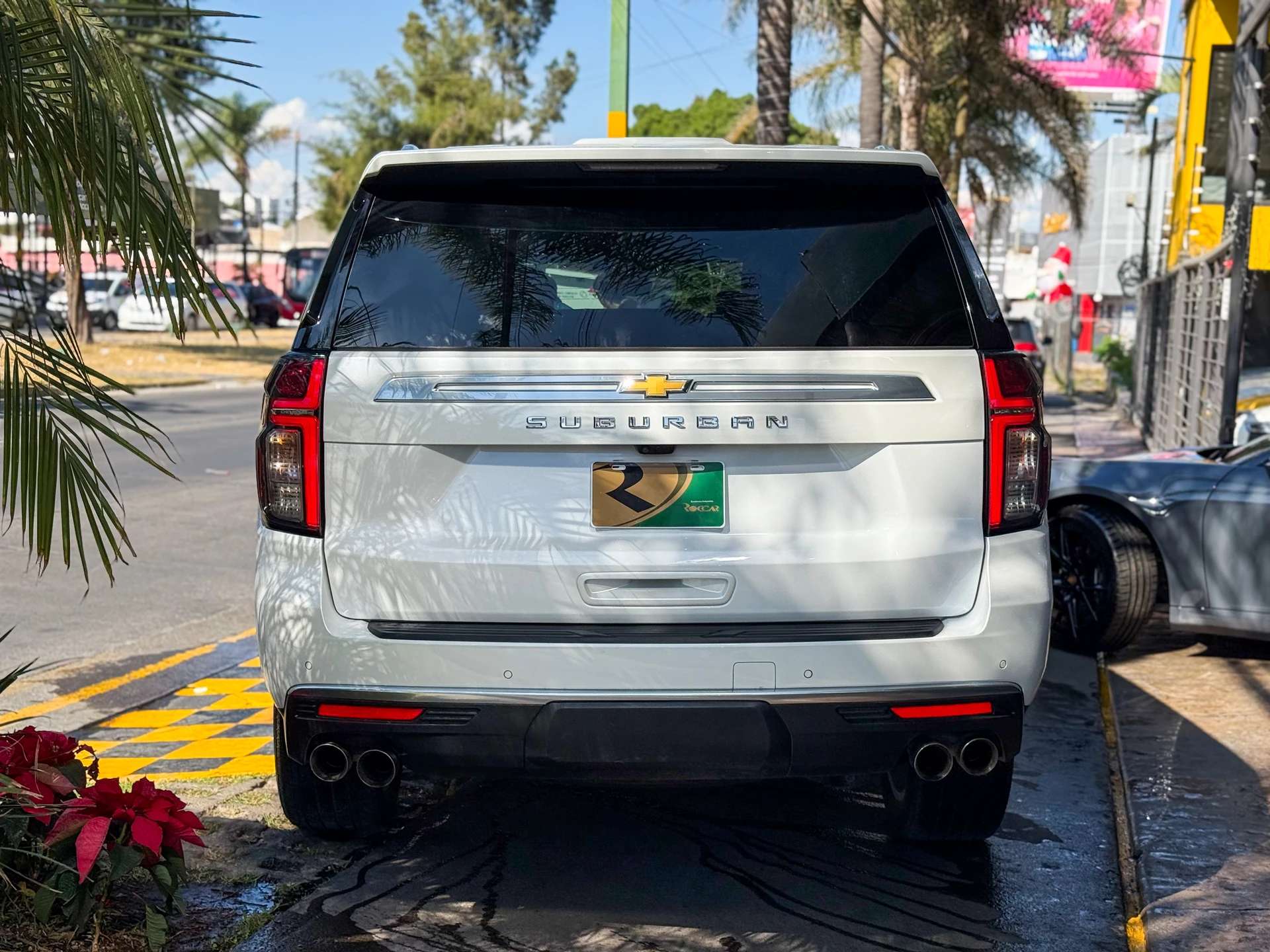 Car image 7