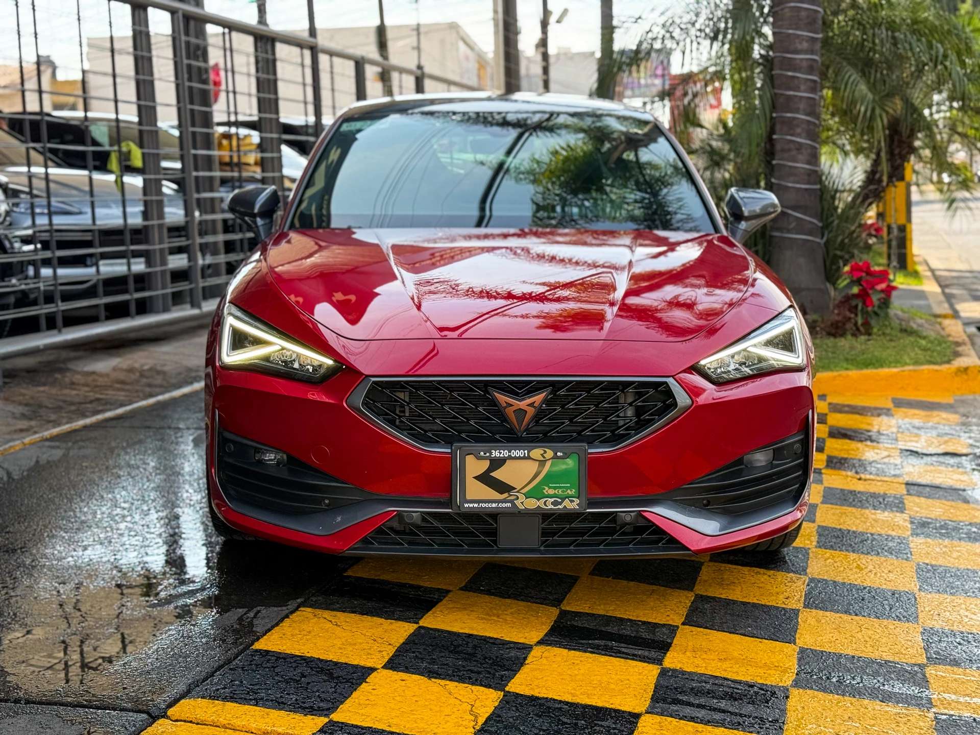 Car image 3