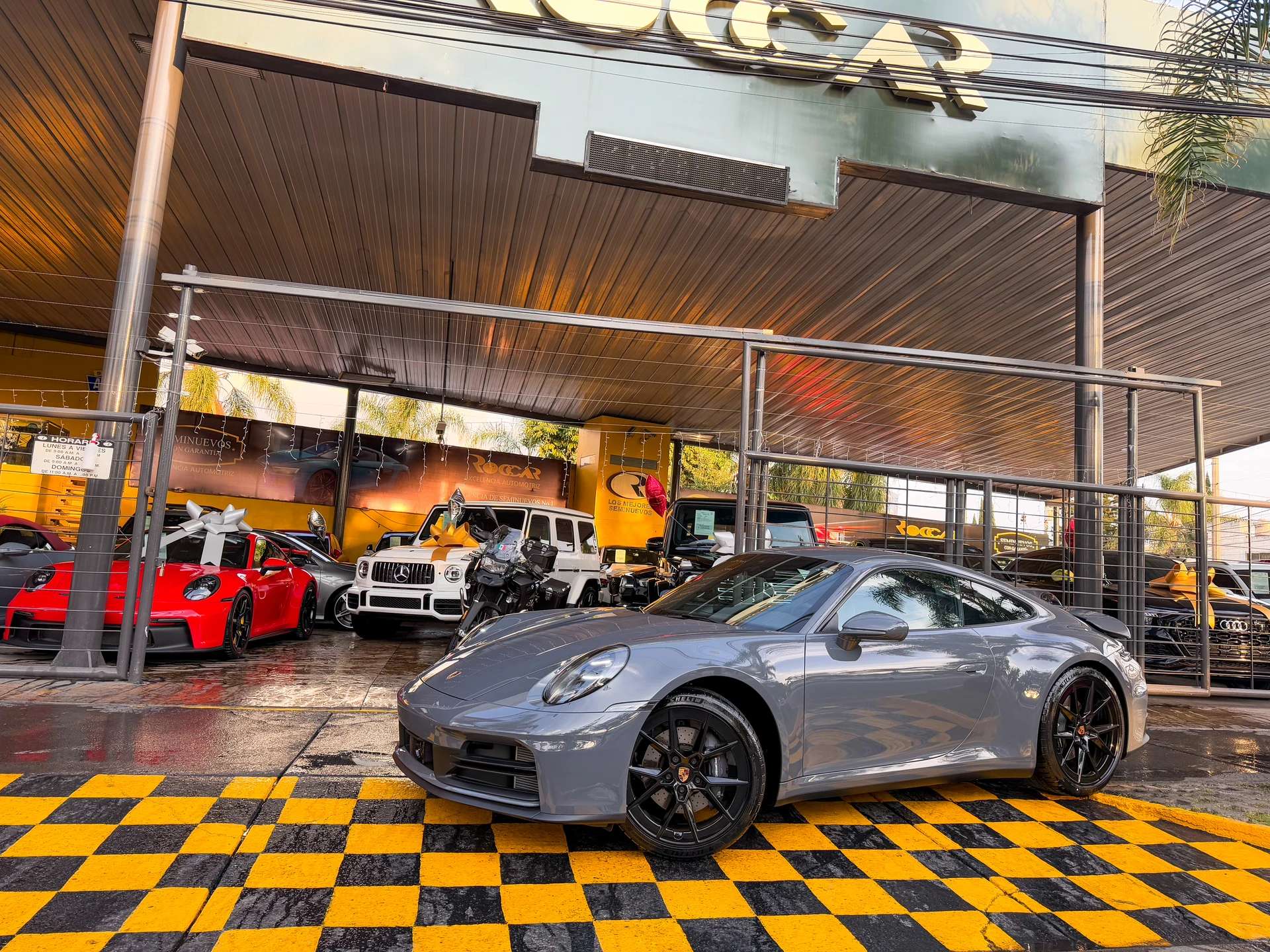 Car image 1