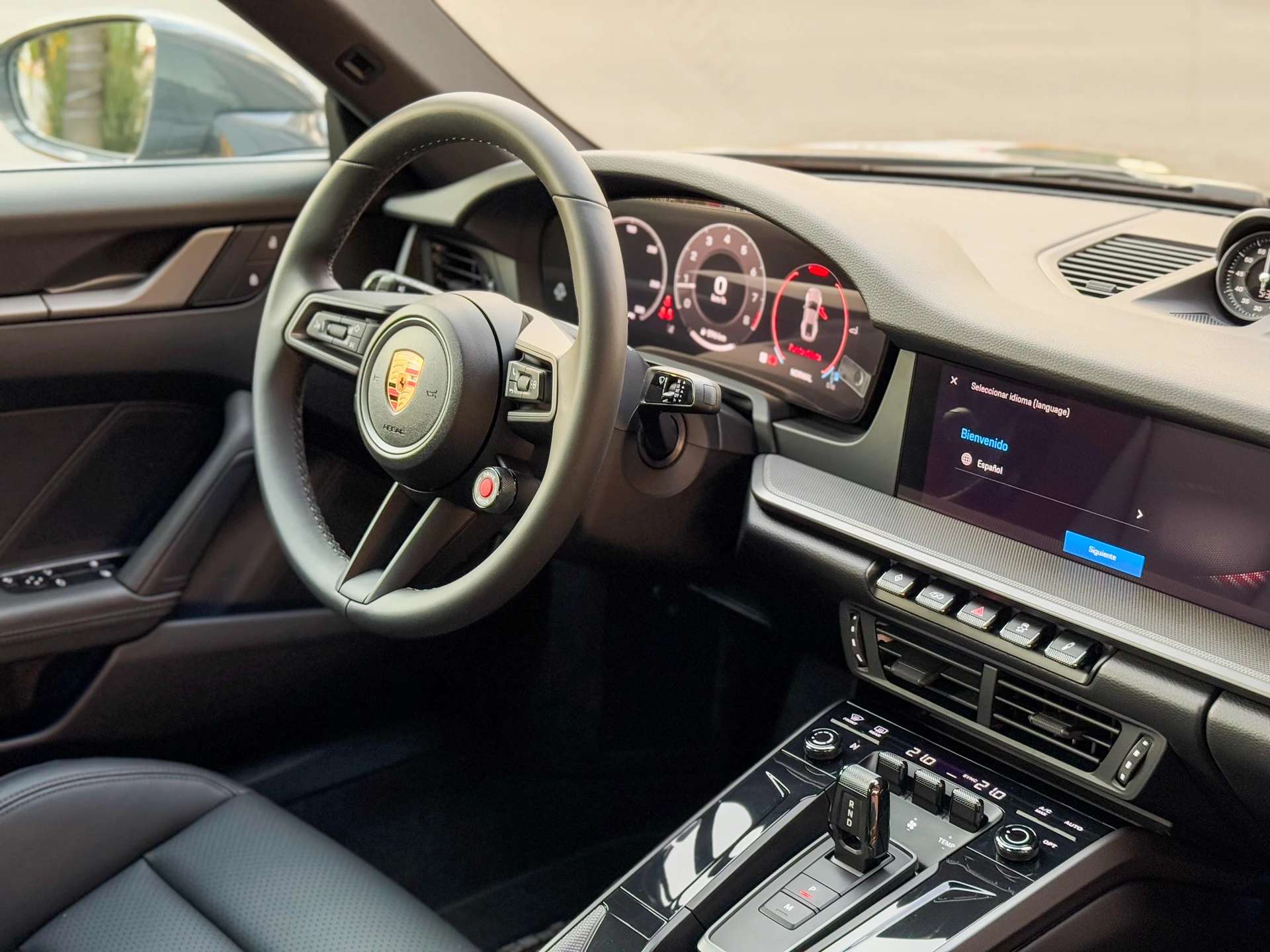 Car image 20
