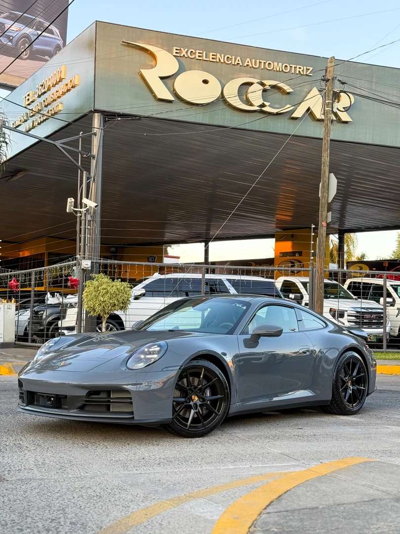 Car image 23
