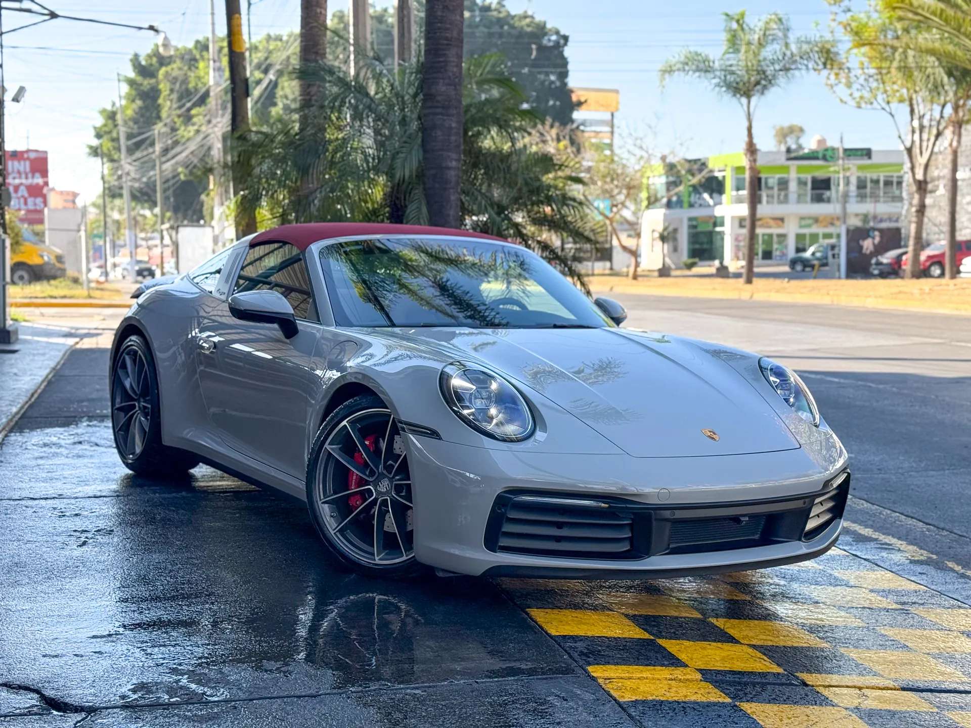 Car image 7