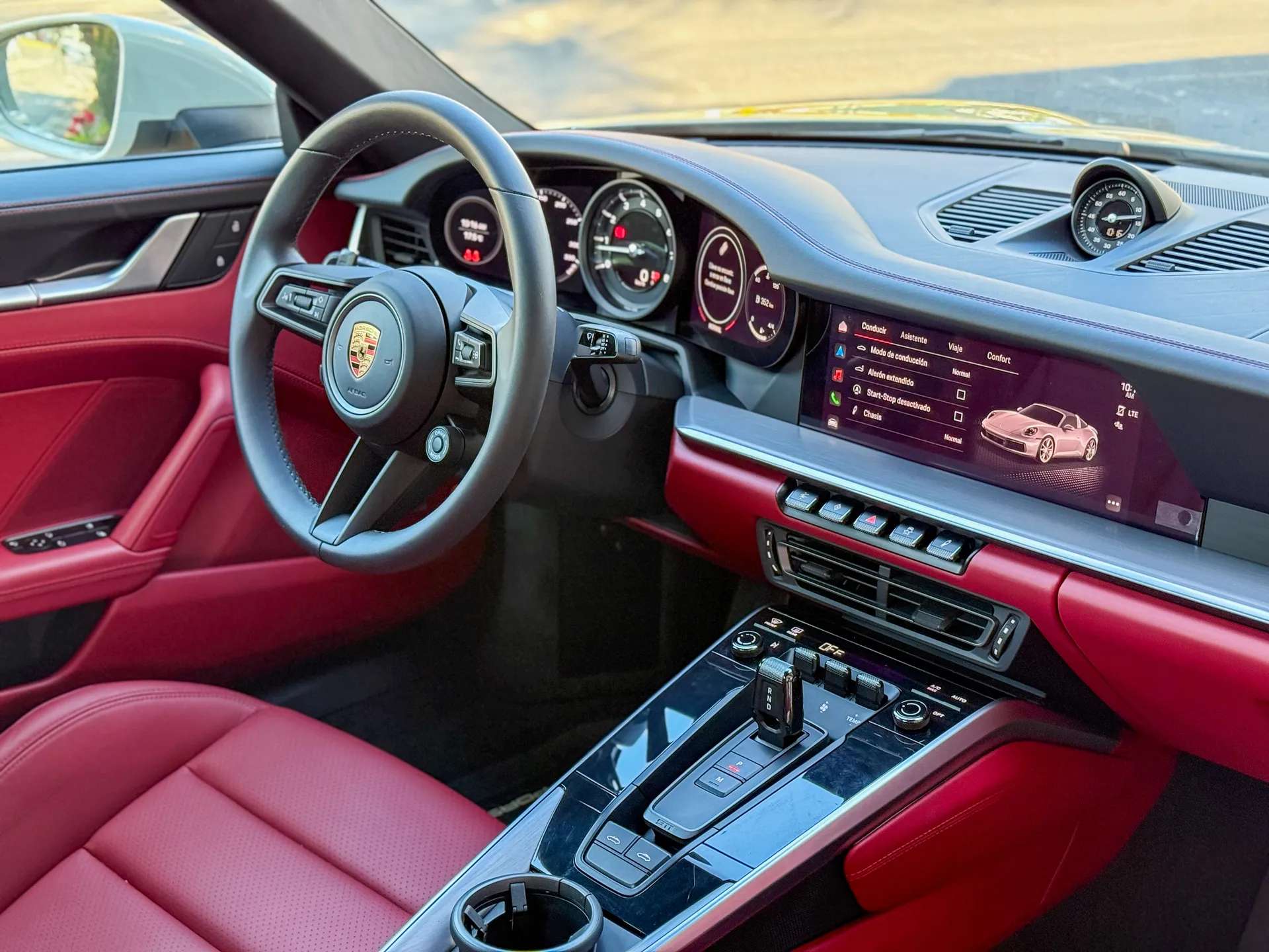 Car image 21
