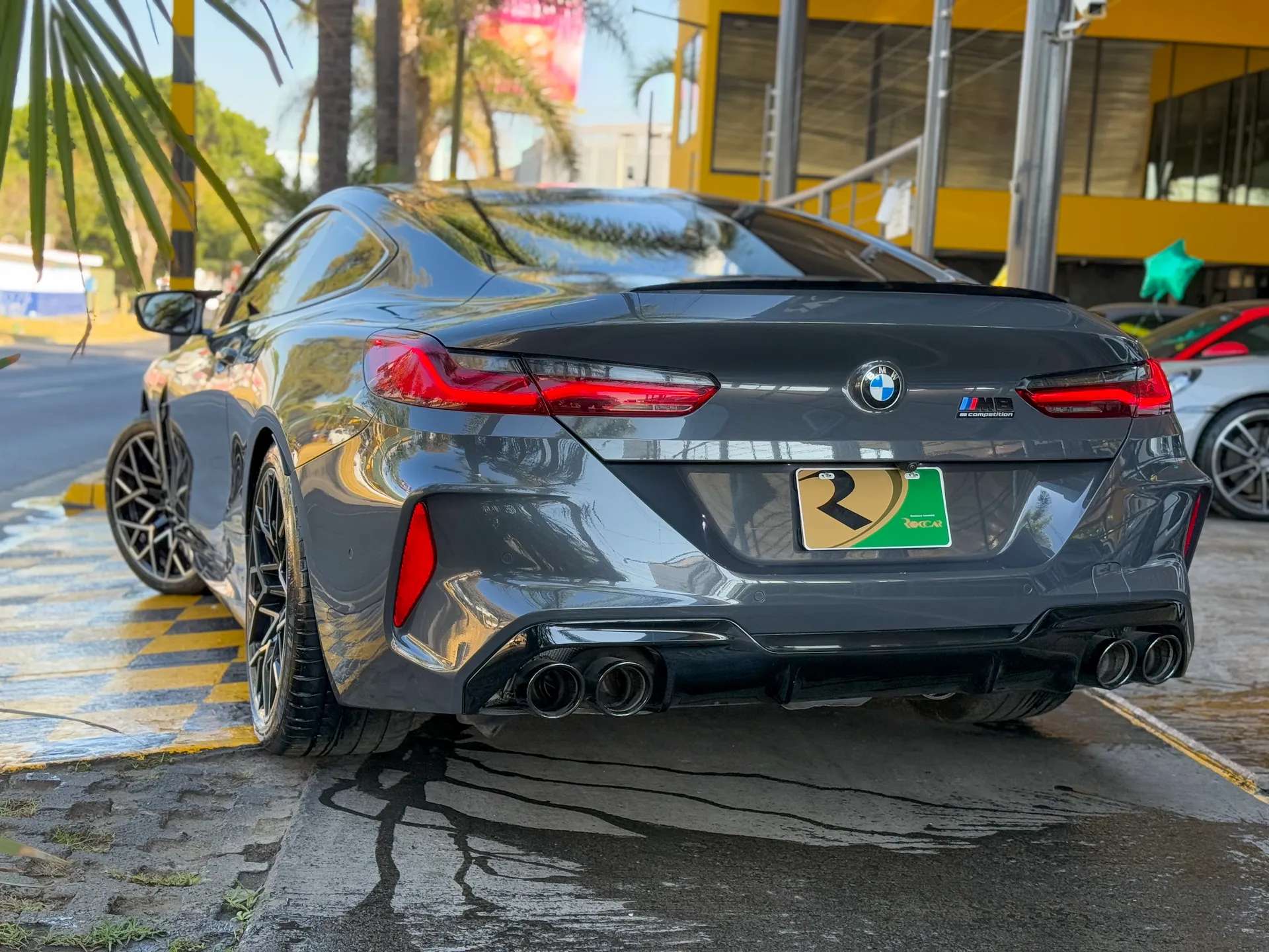 Car image 8