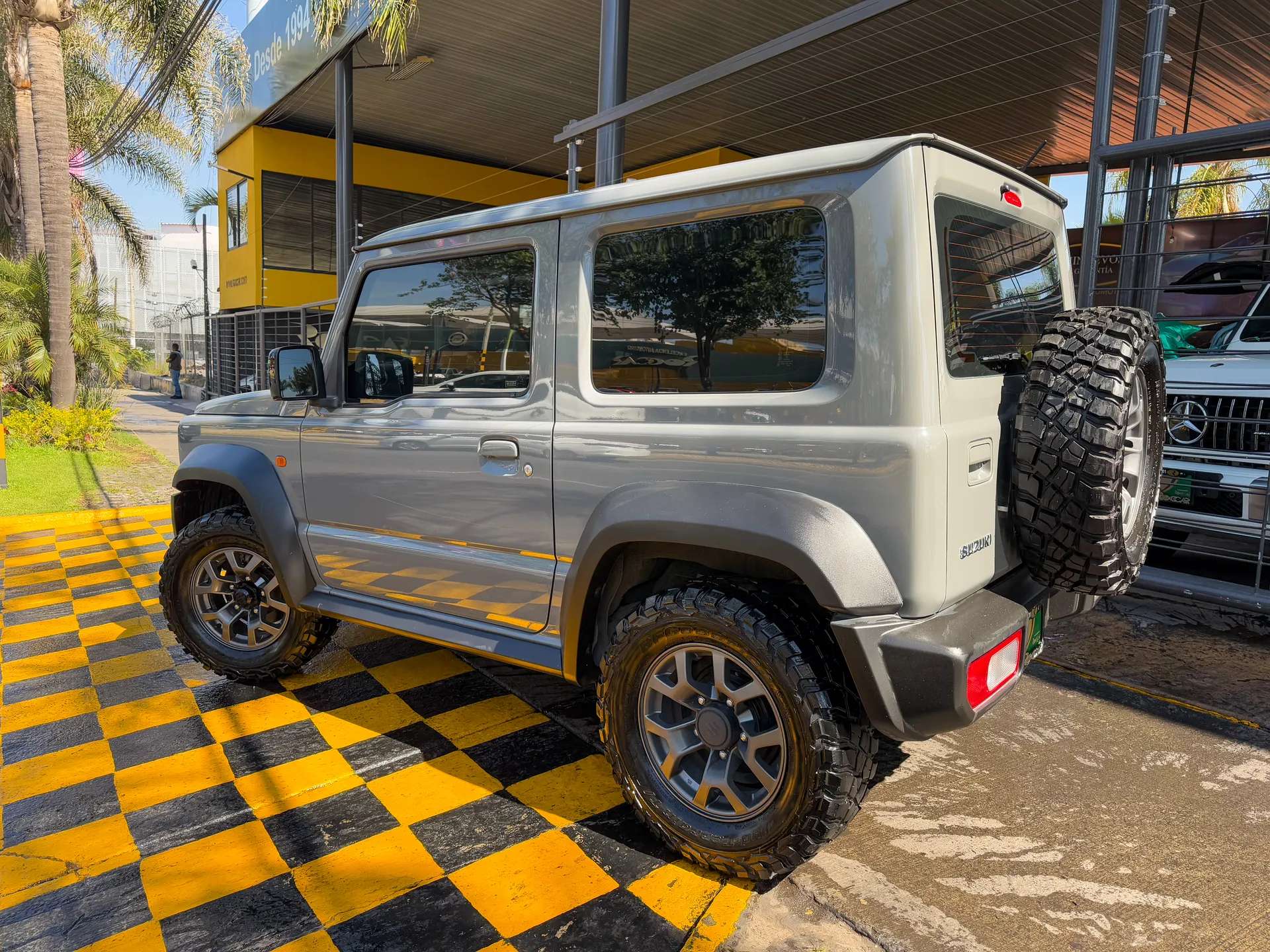 Car image 6