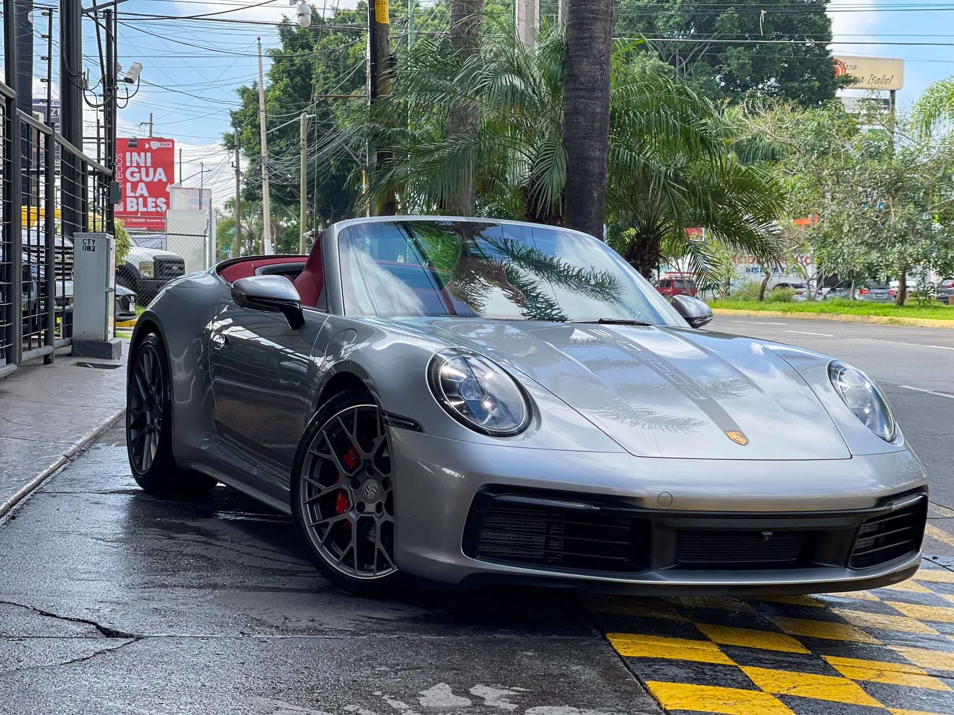 Car image 7