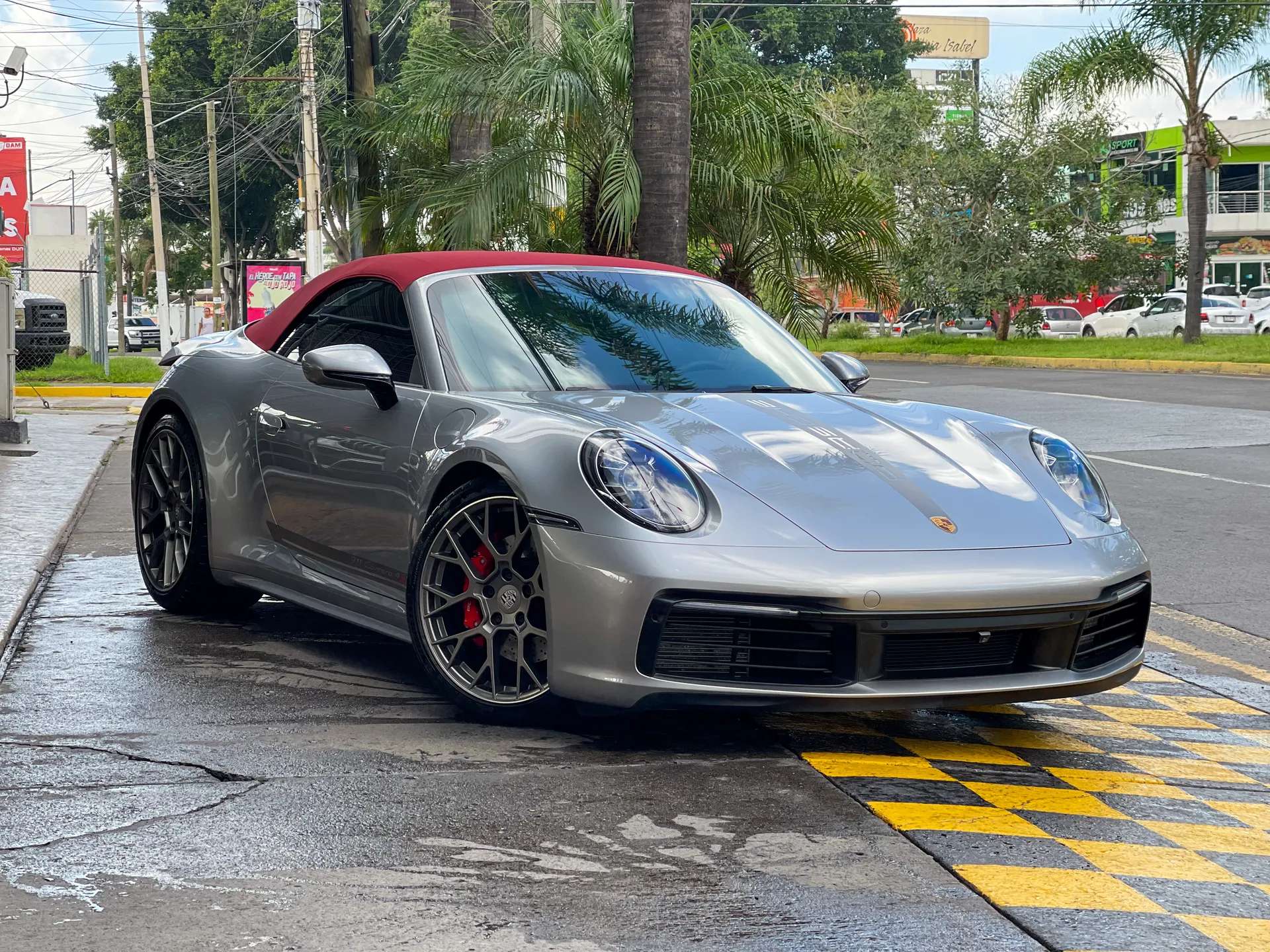 Car image 8
