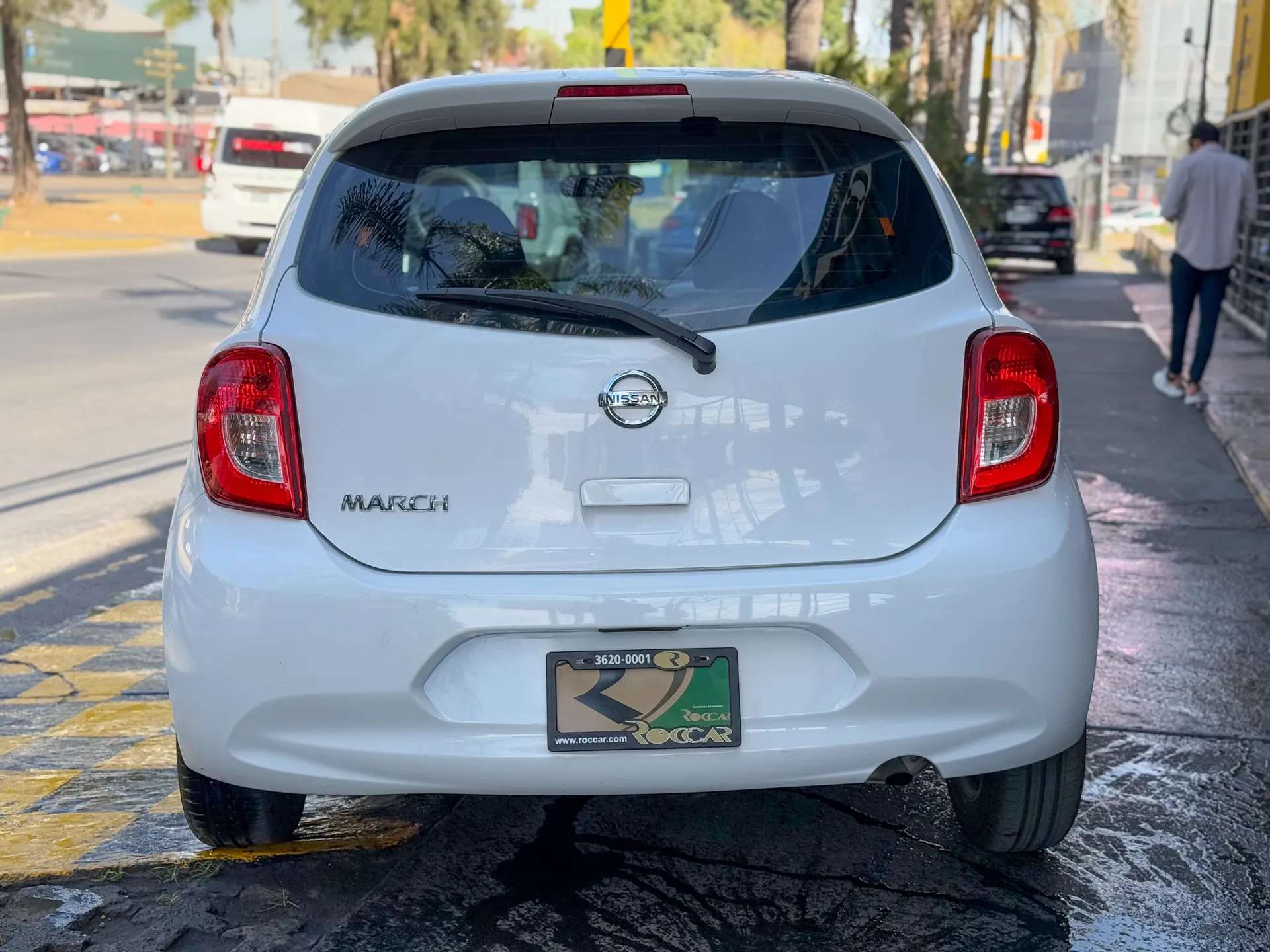 Car image 7