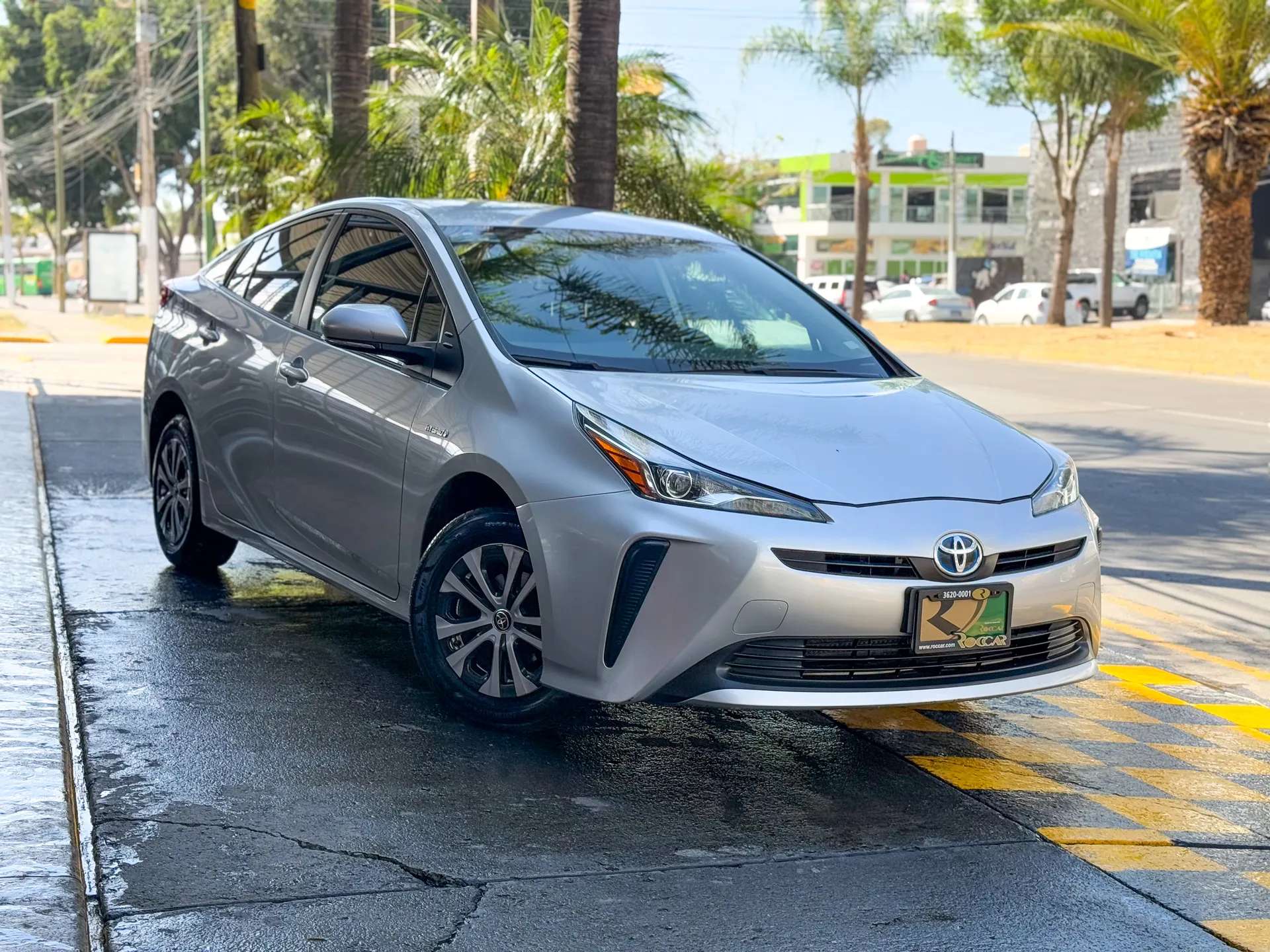 Car image 5