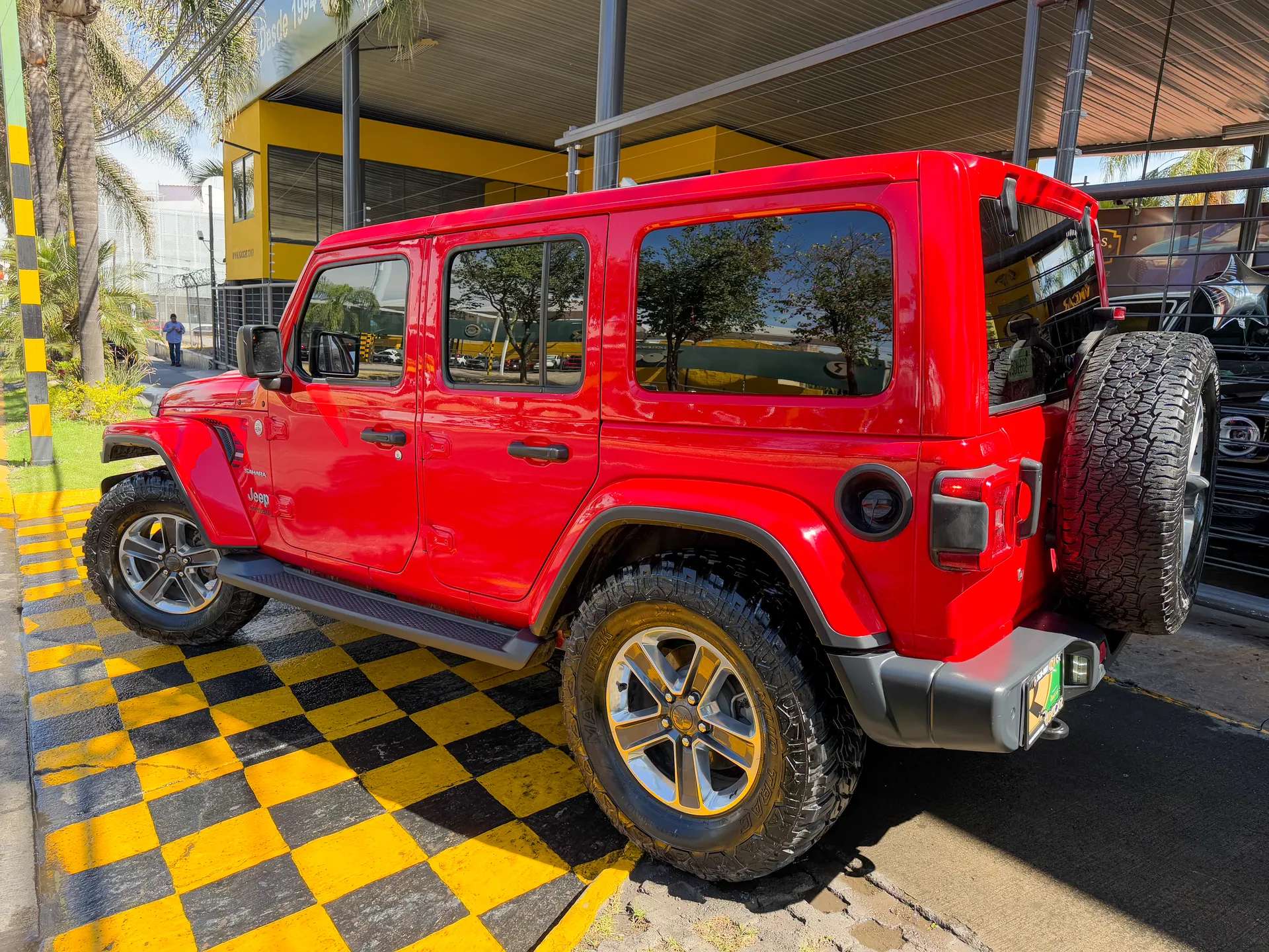 Car image 6