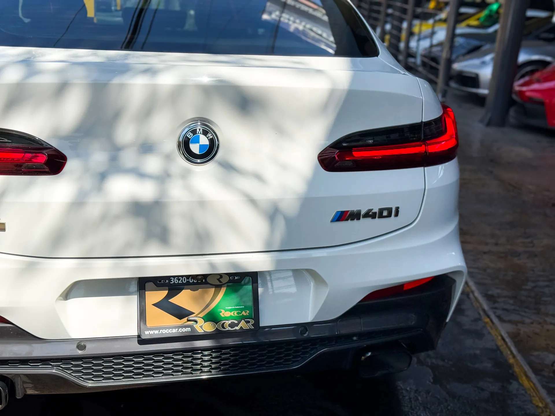 Car image 8