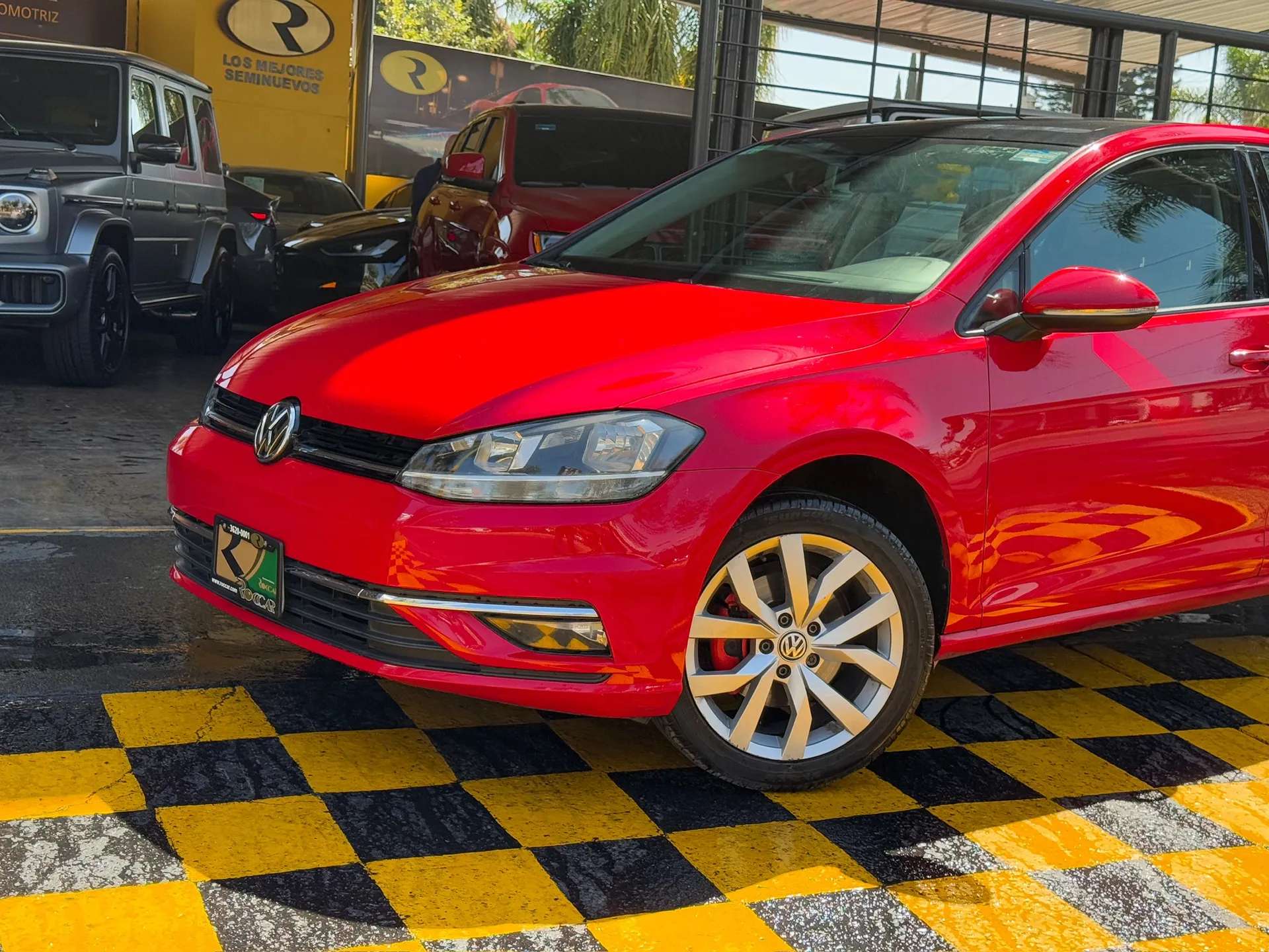 Car image 2