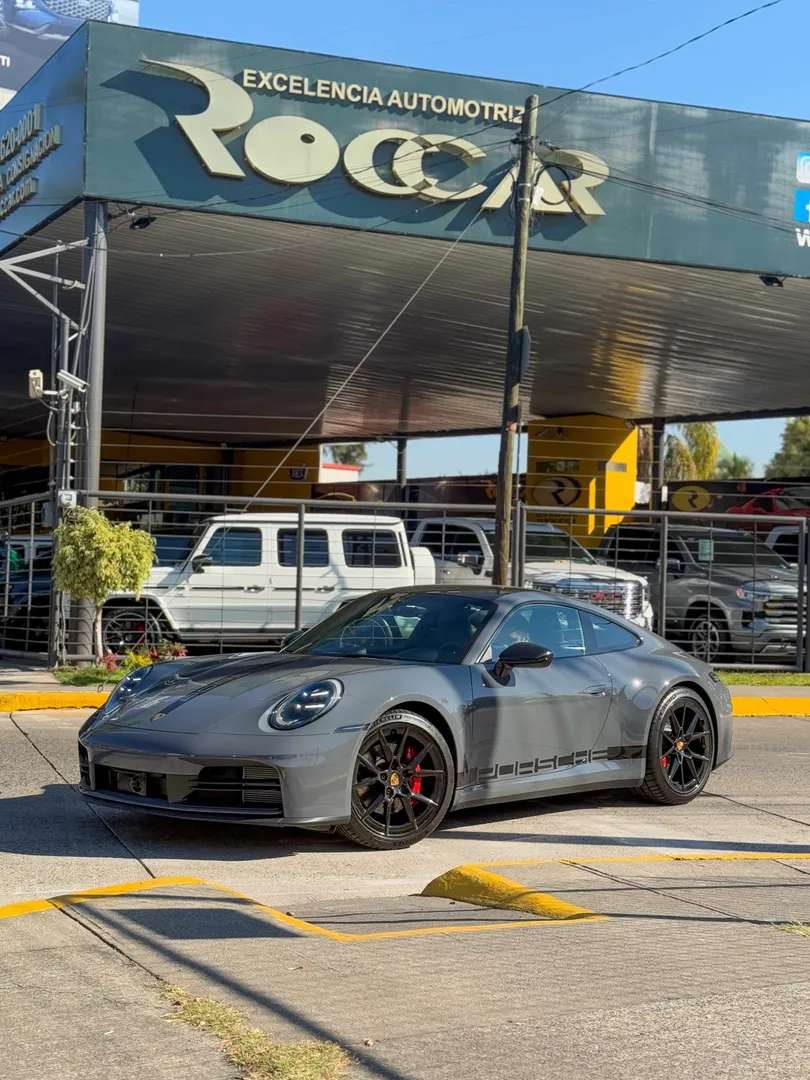 Car image 20