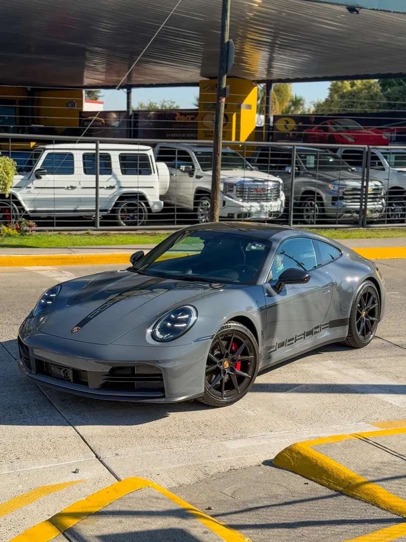 Car image 21