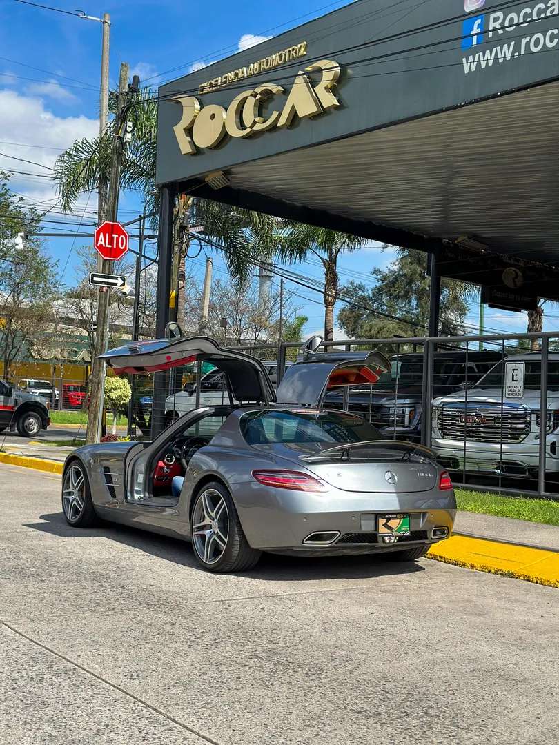 Car image 20