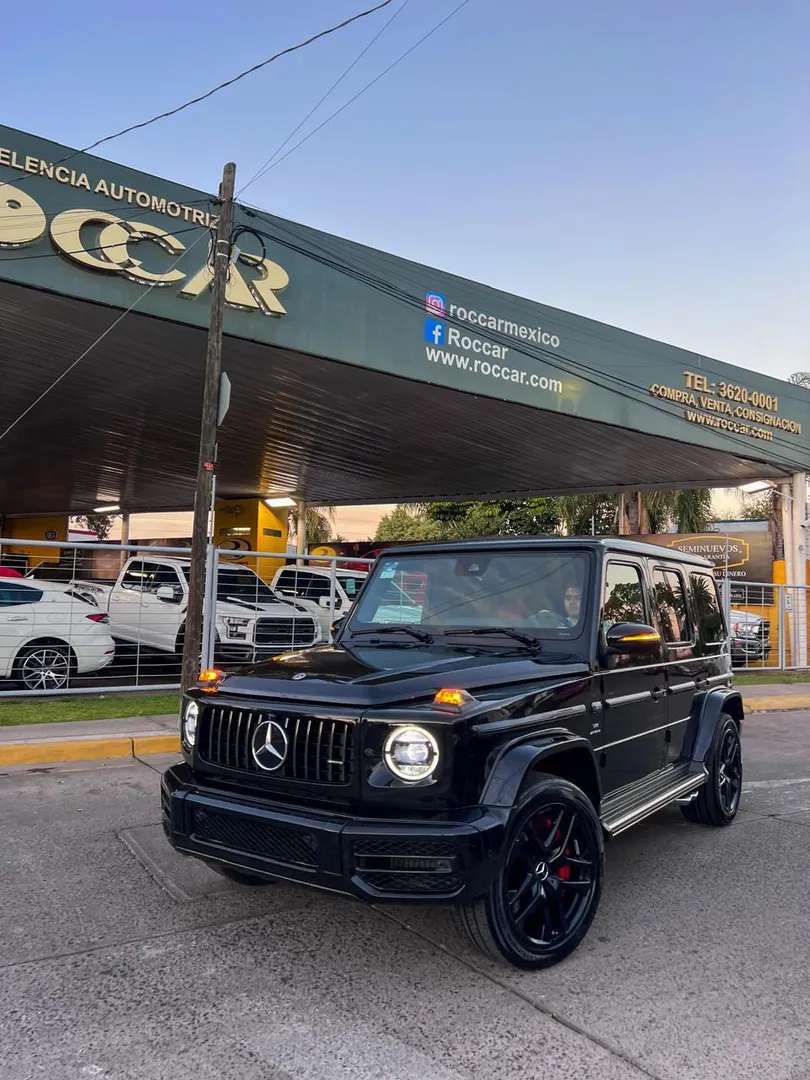 Car image 10
