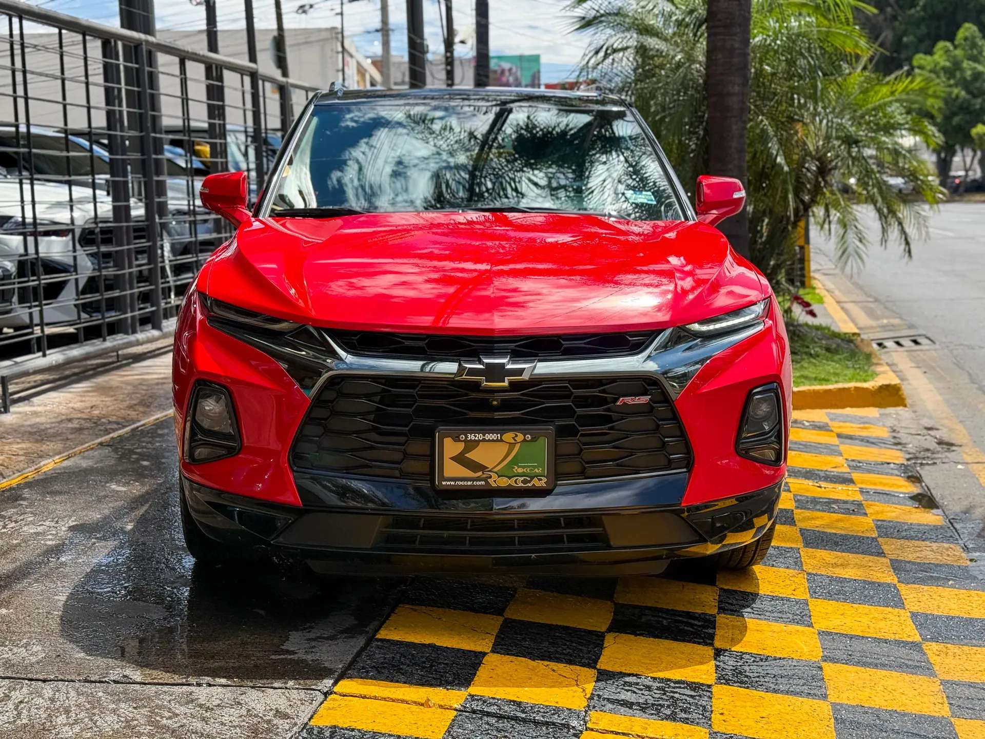 Car image 3