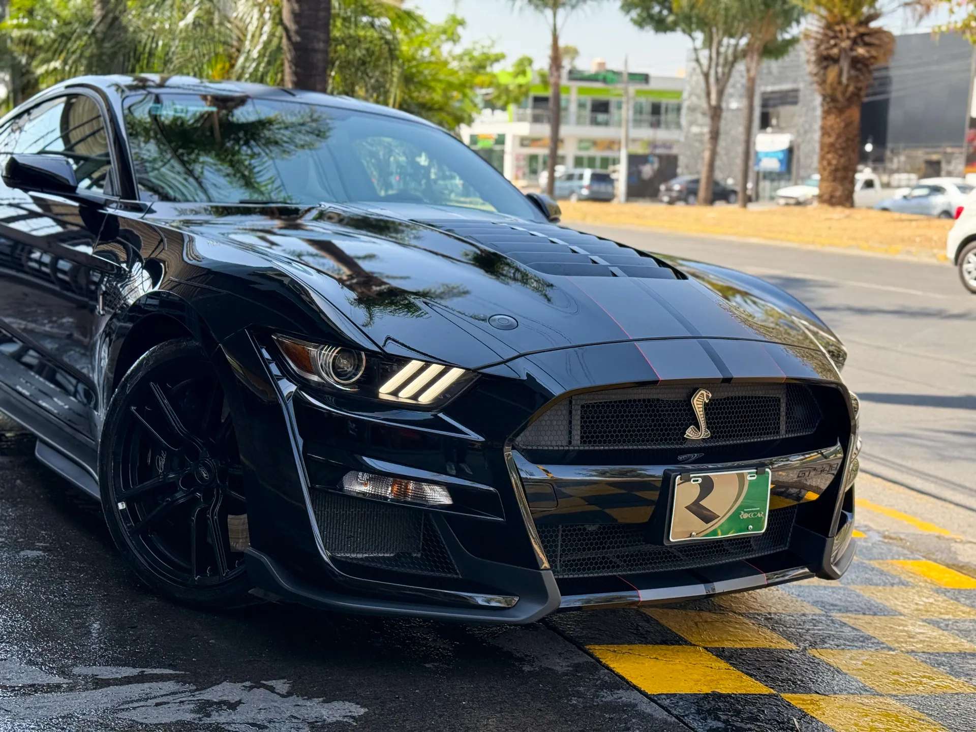 Car image 7