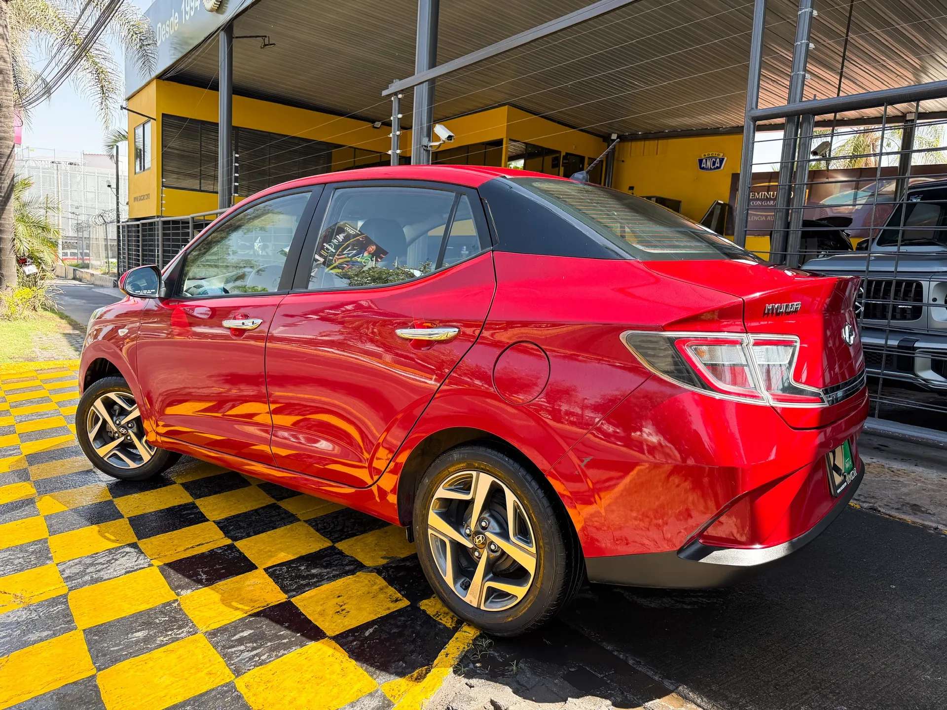 Car image 6