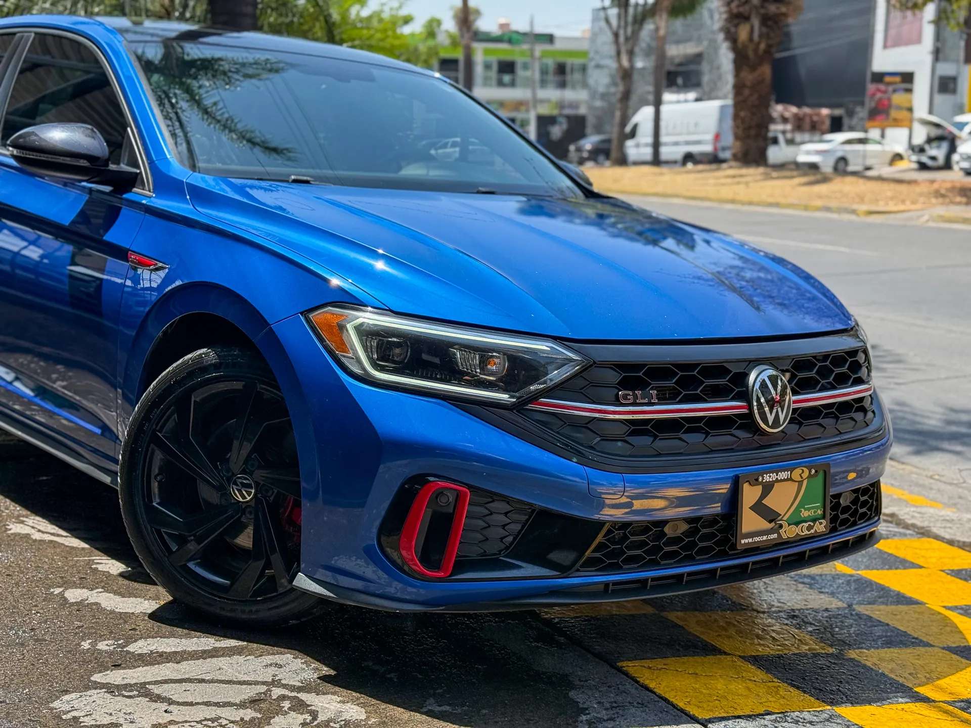 Car image 6
