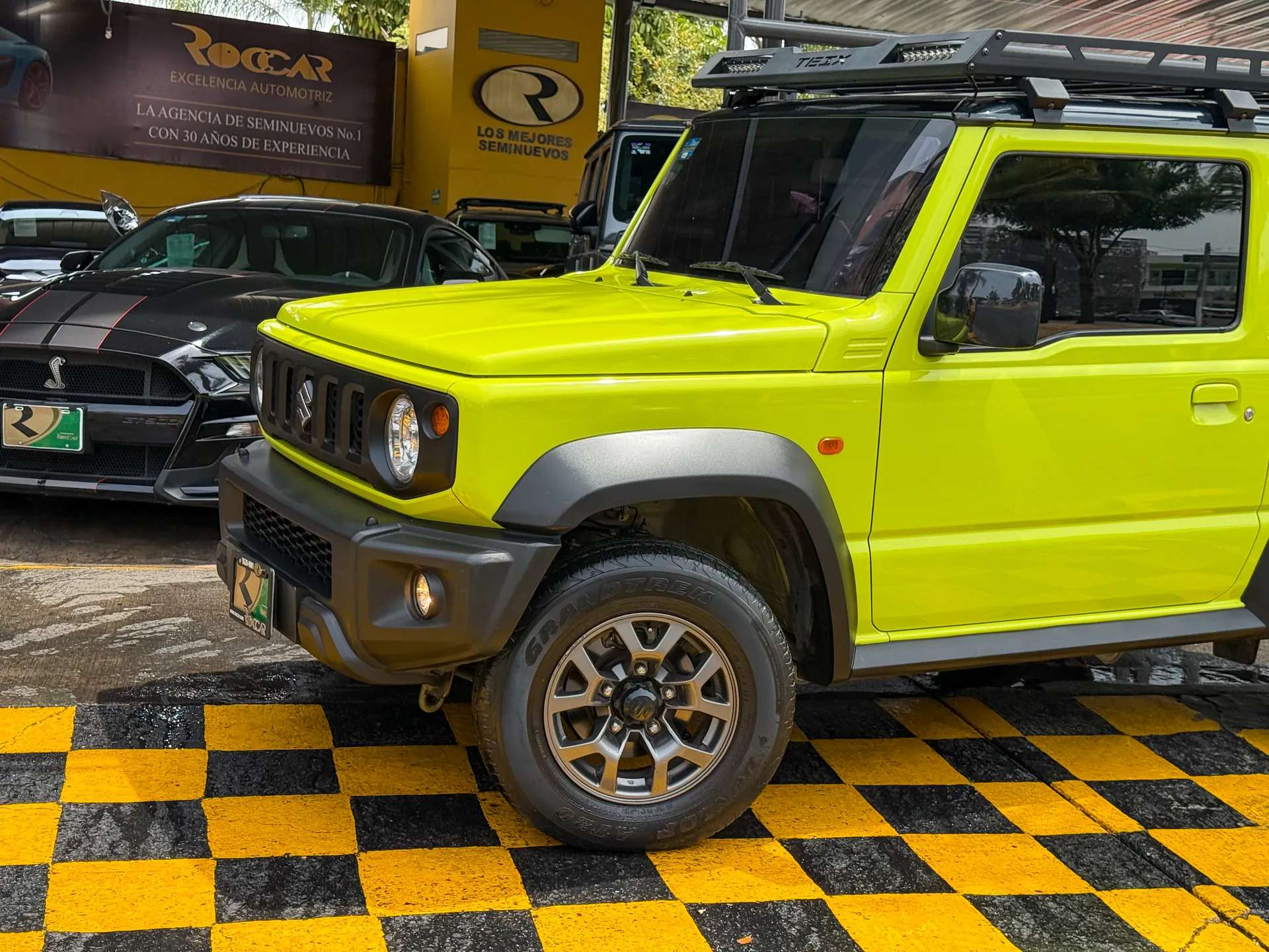 Car image 2