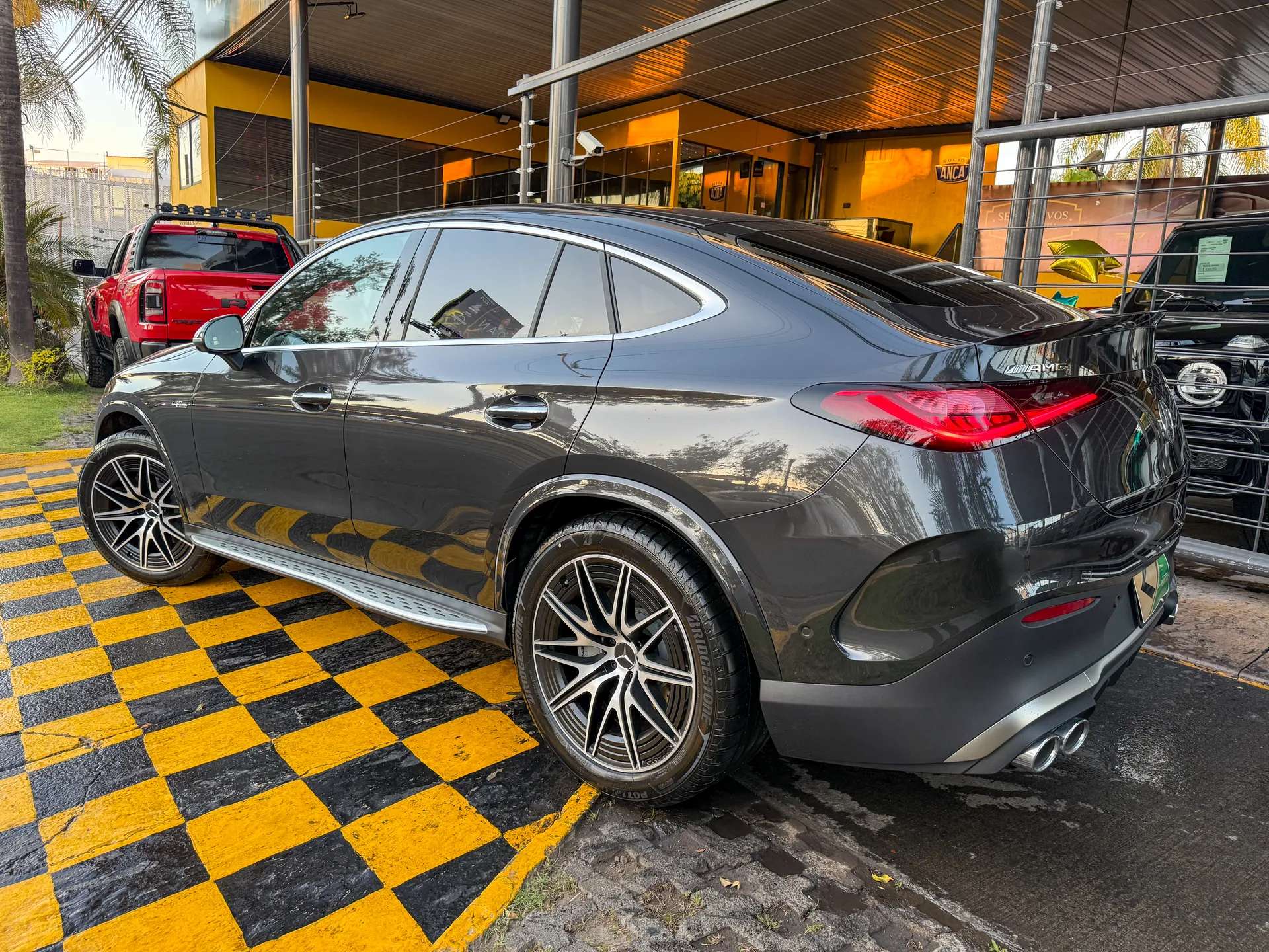 Car image 6