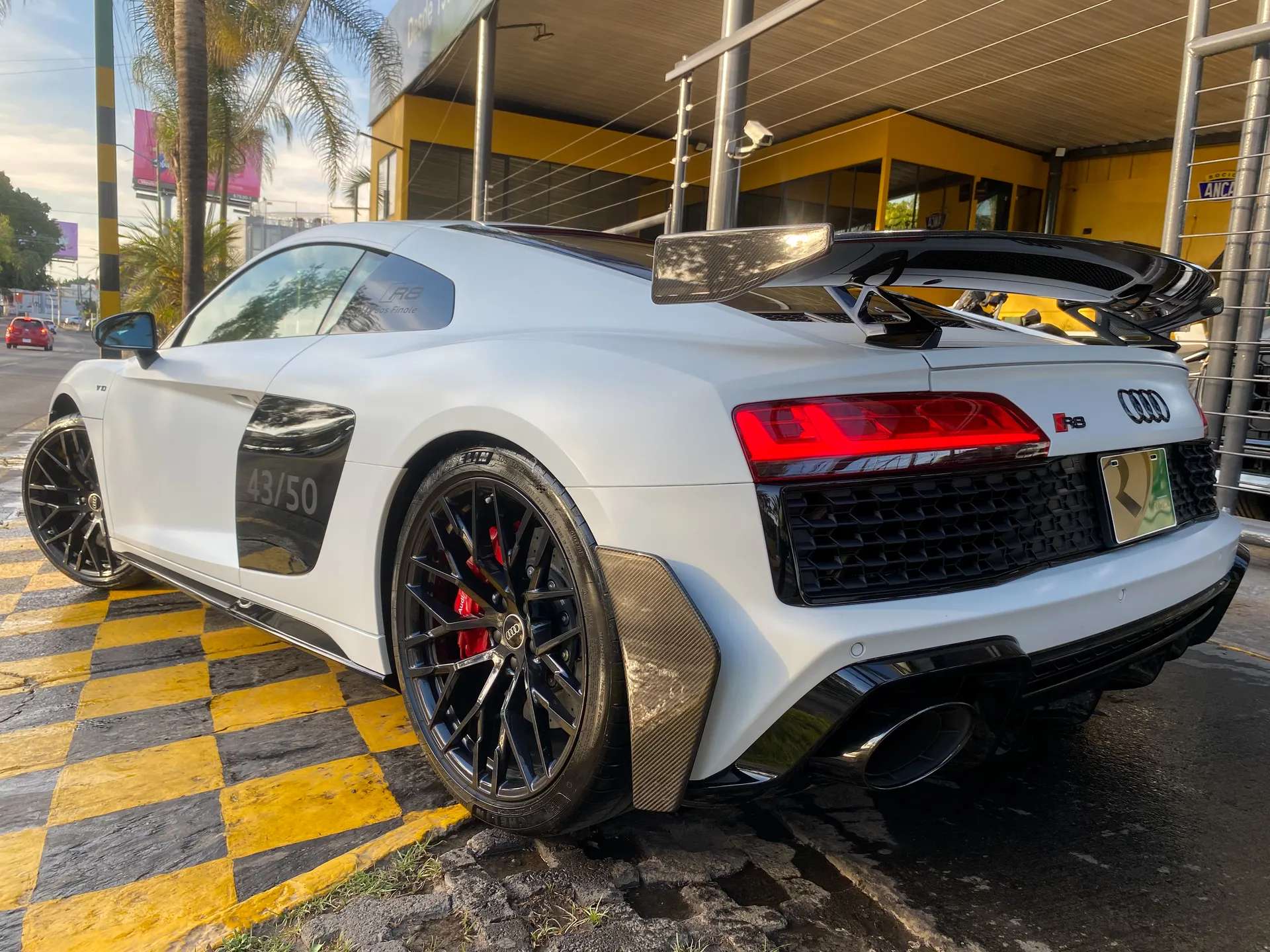 Car image 6